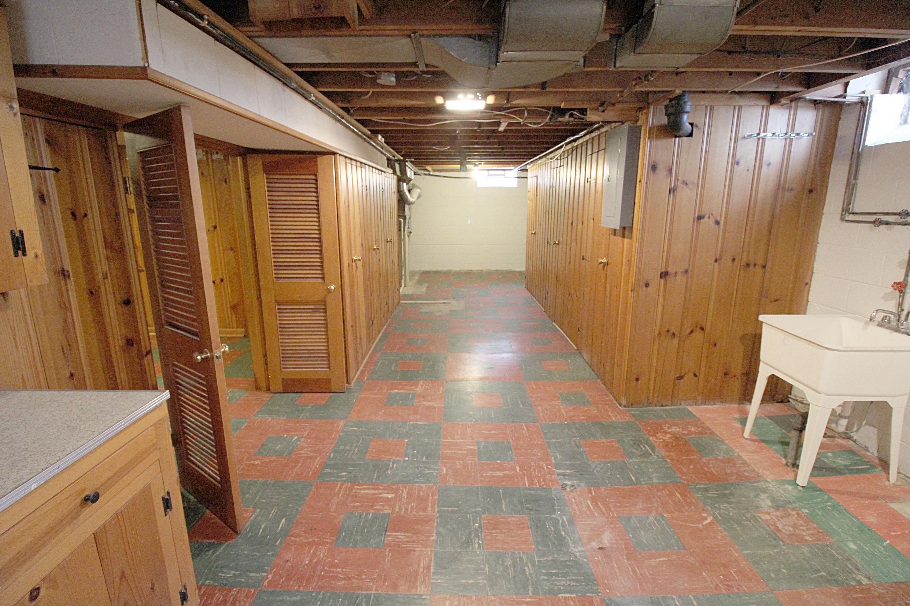 21740 Edmunton Street