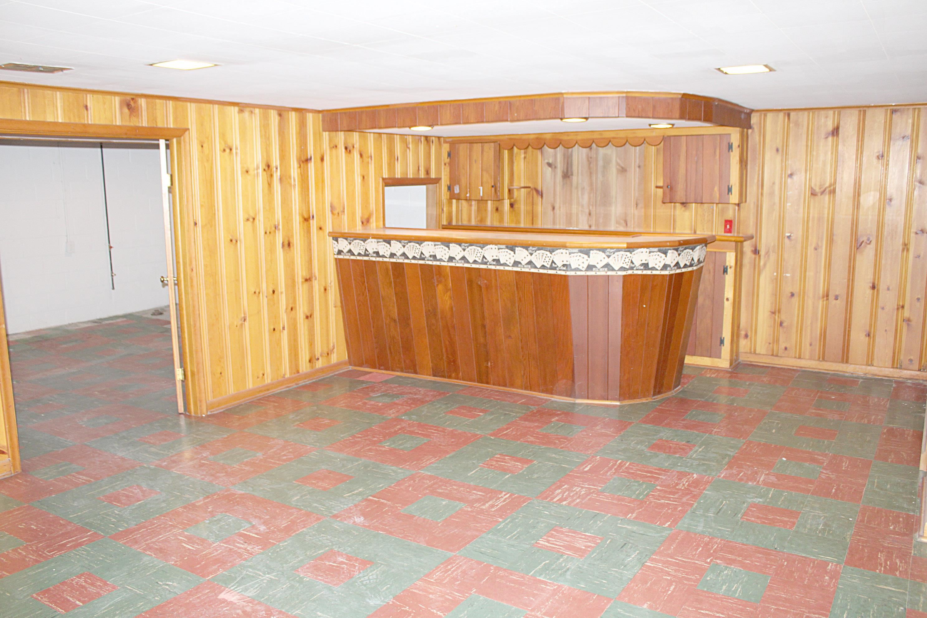 21740 Edmunton Street