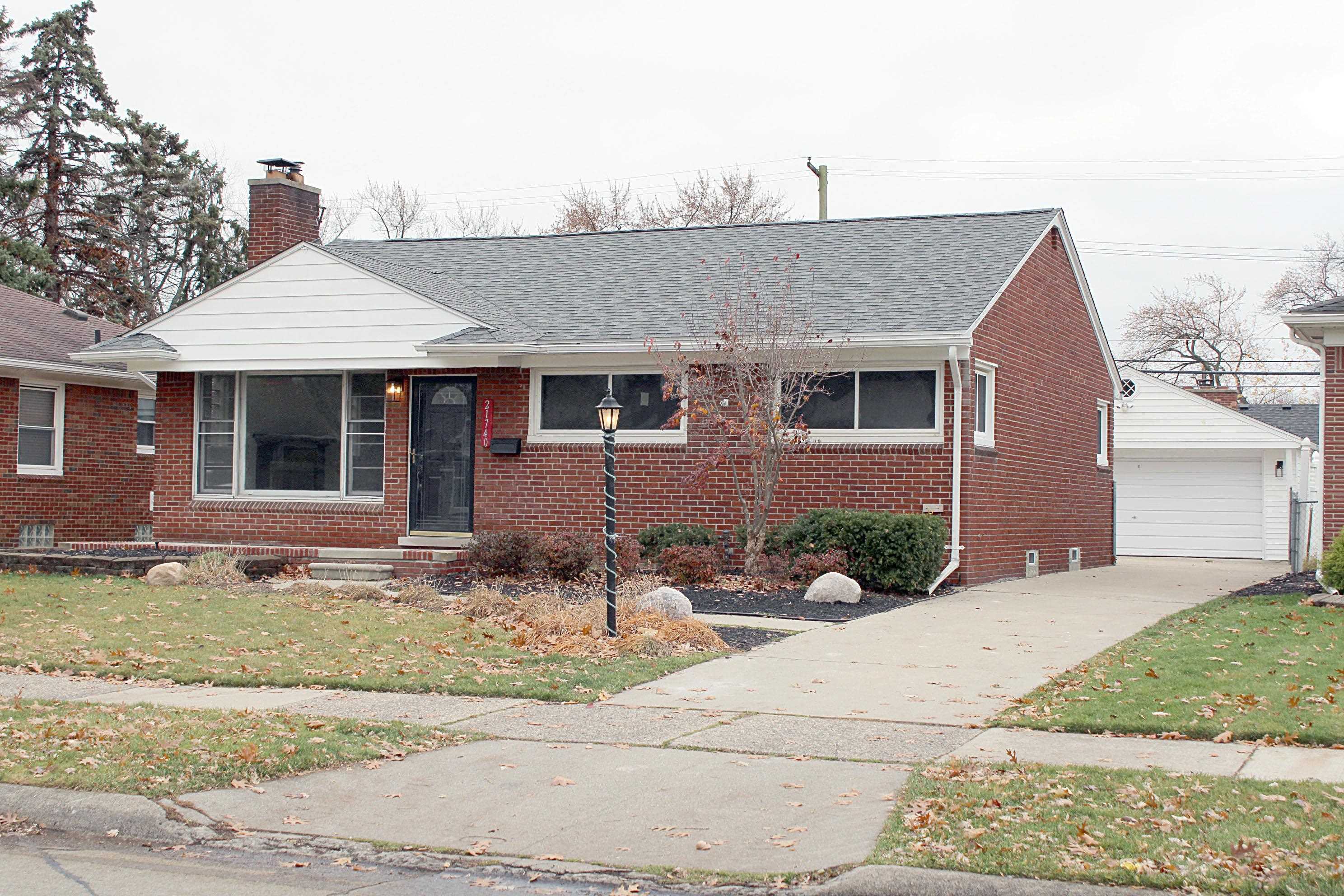 21740 Edmunton Street