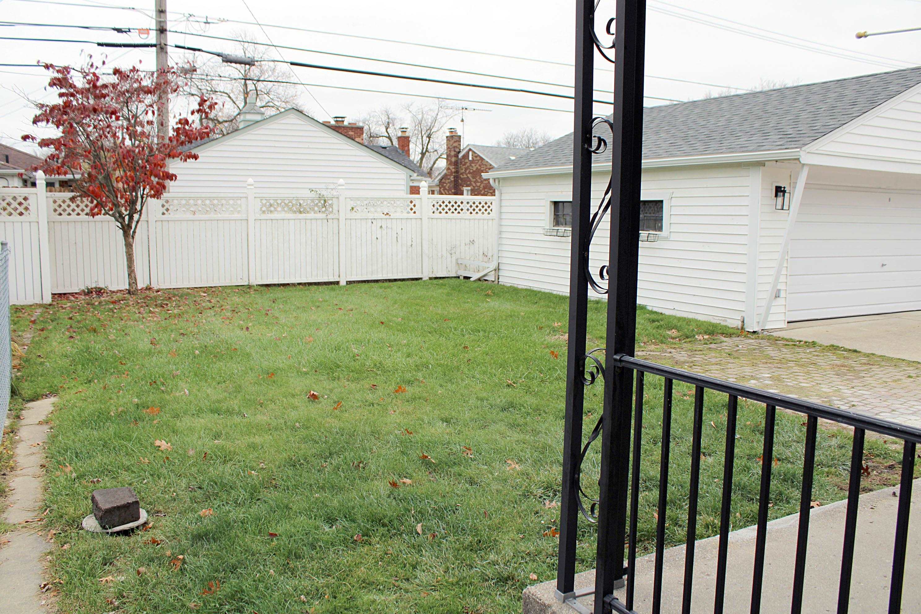 21740 Edmunton Street