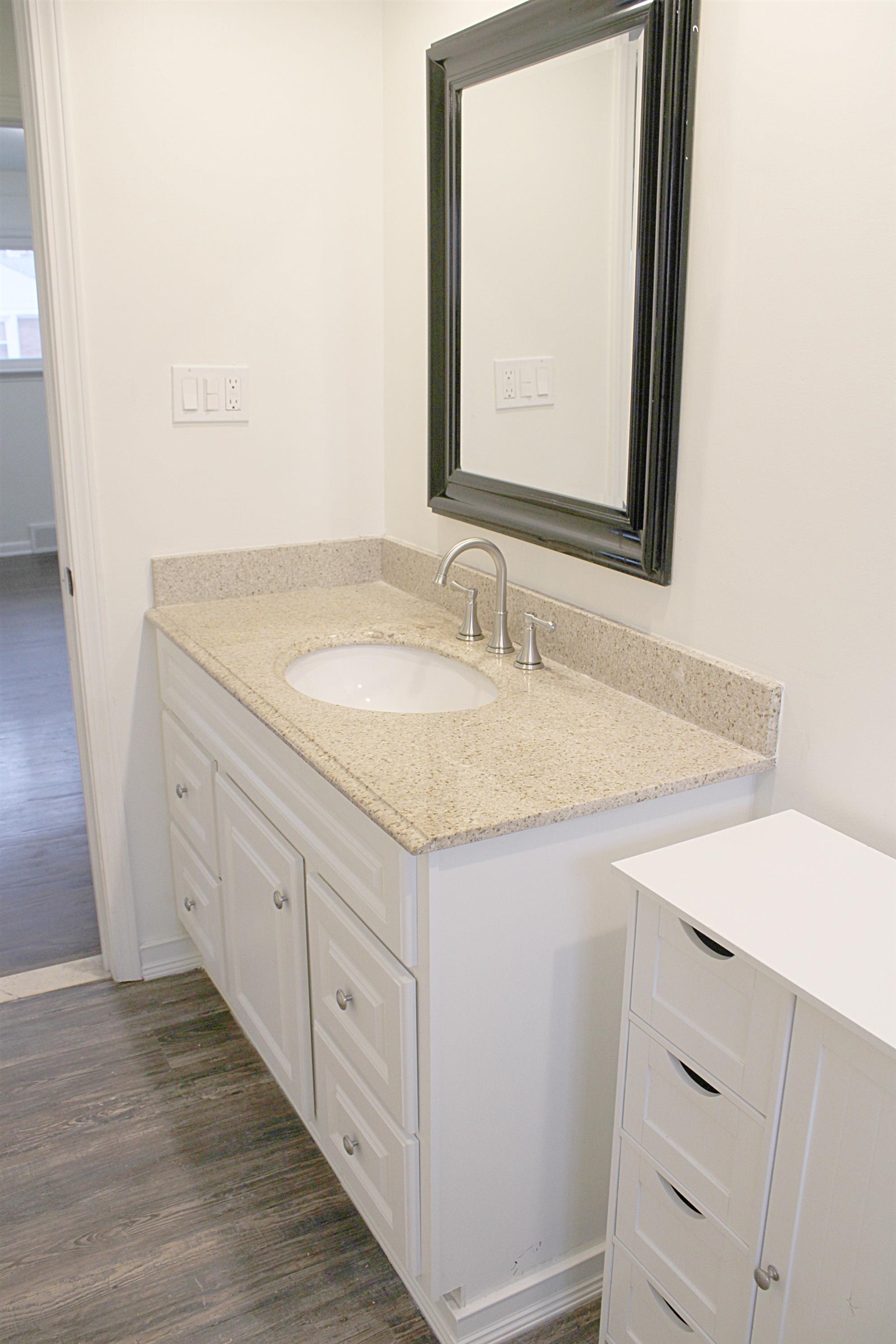 21740 Edmunton Street