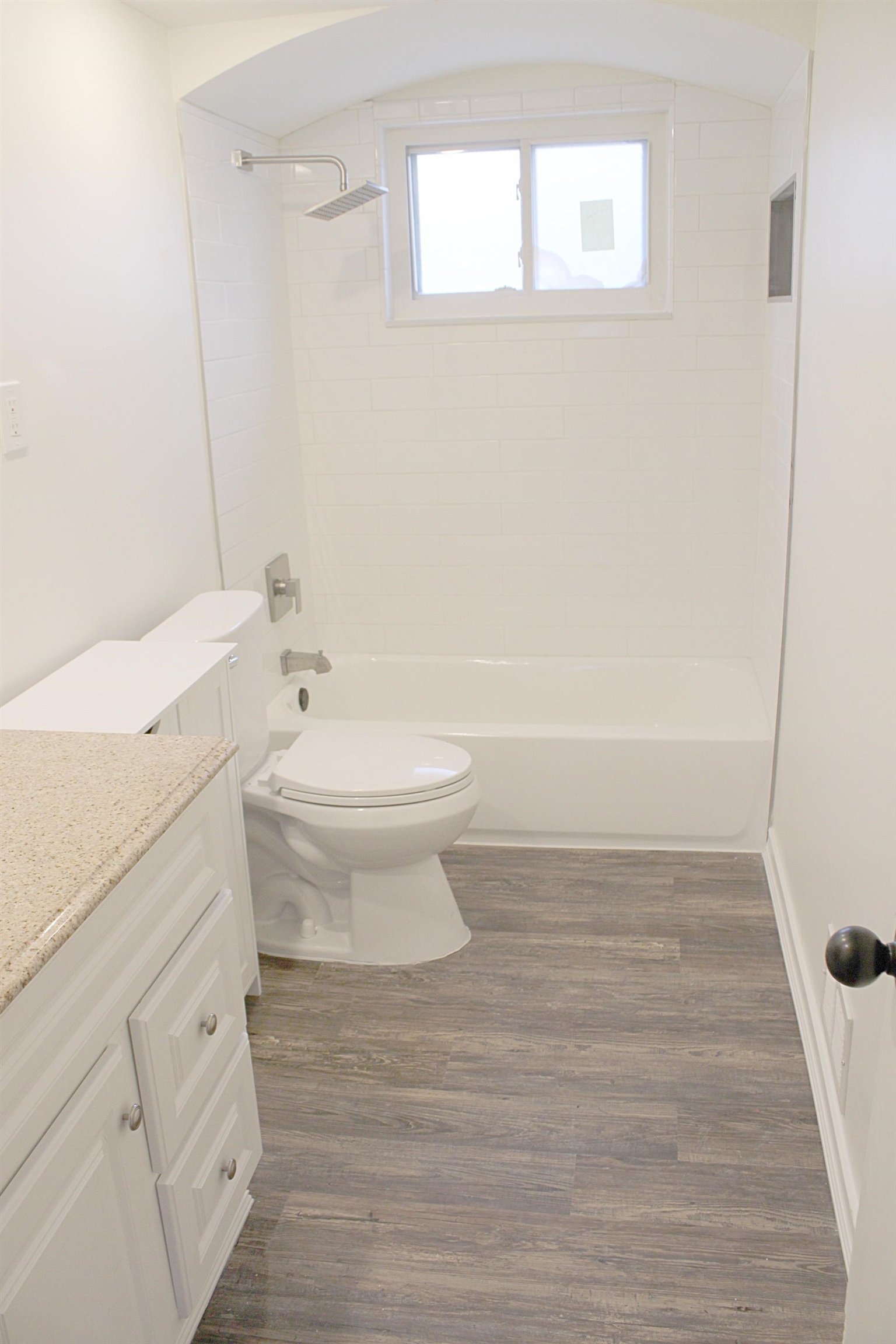 21740 Edmunton Street