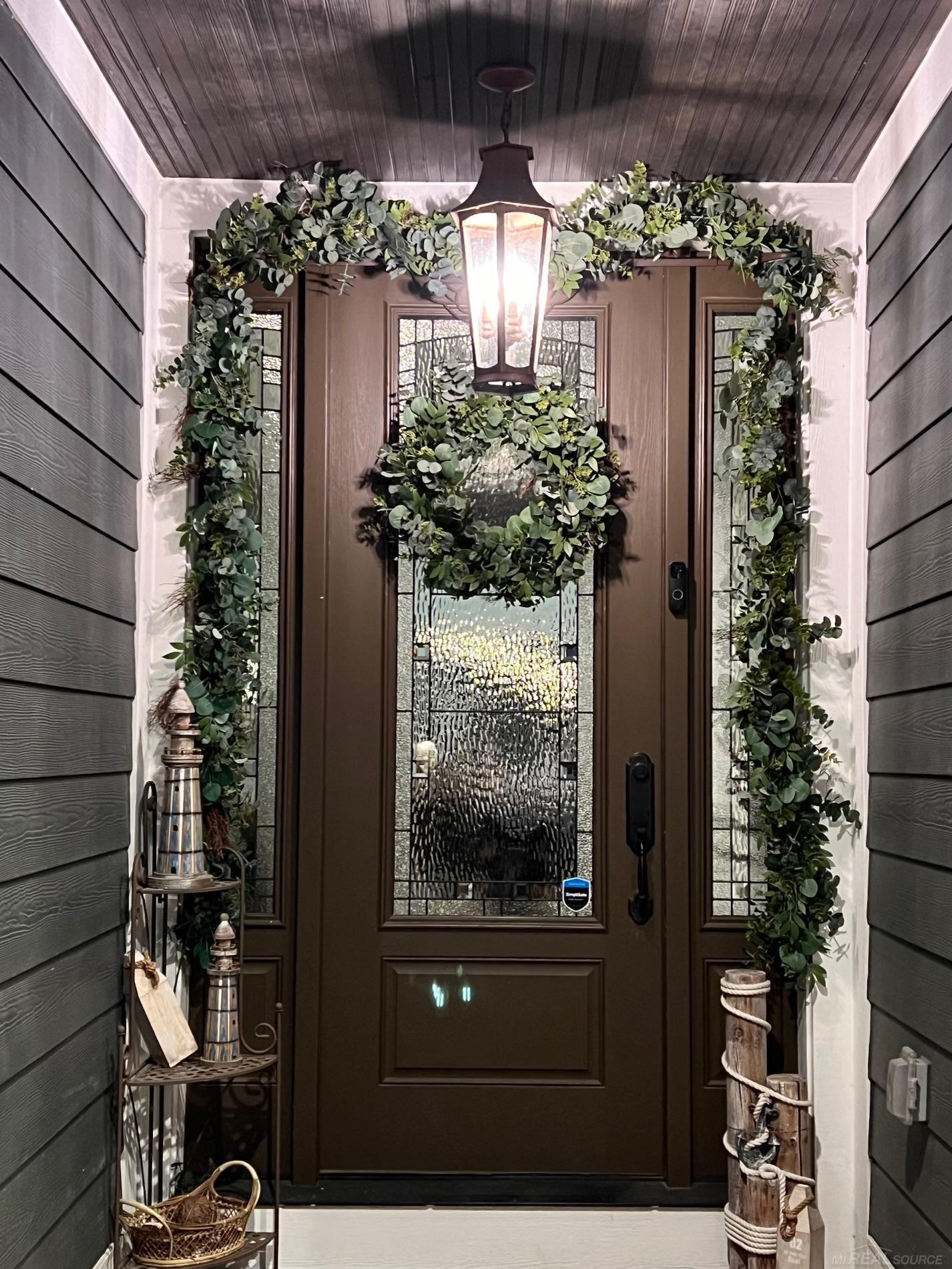 39382 Lakeshore Dr Drive