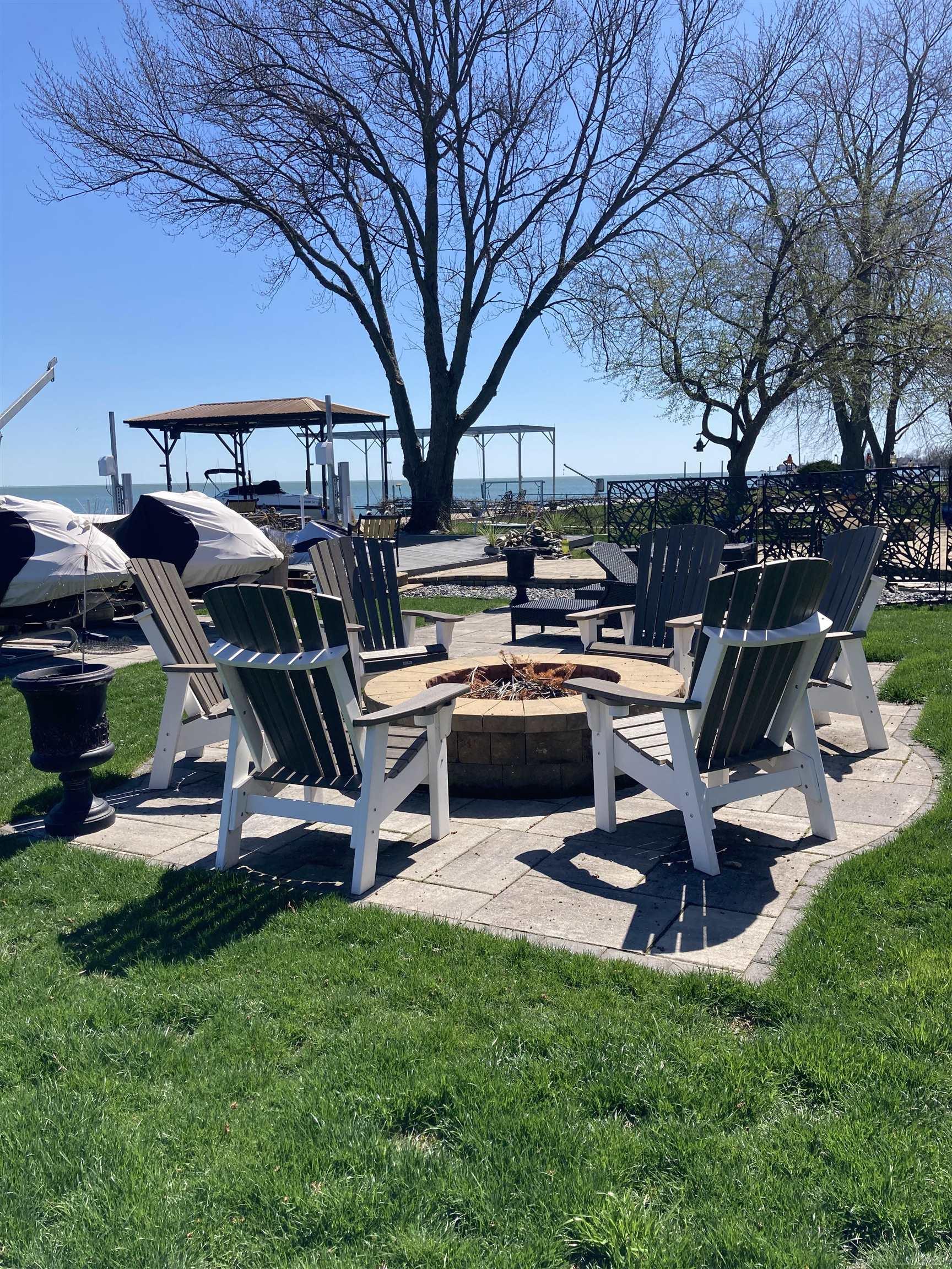 39382 Lakeshore Dr Drive