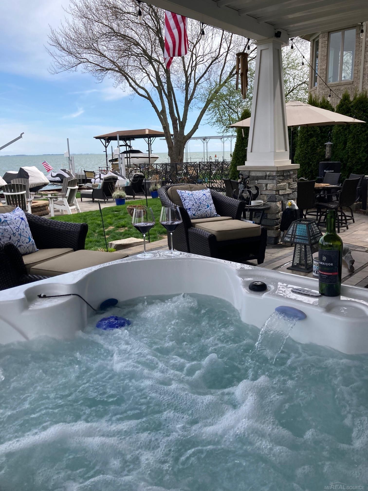 39382 Lakeshore Dr Drive