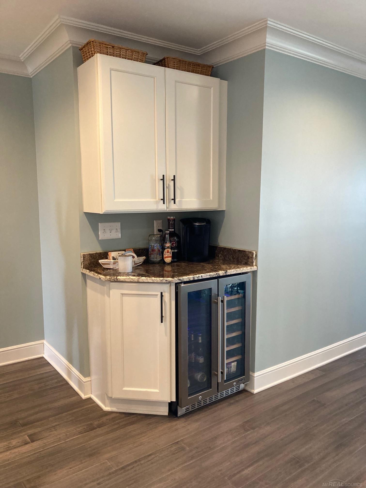 39382 Lakeshore Dr Drive