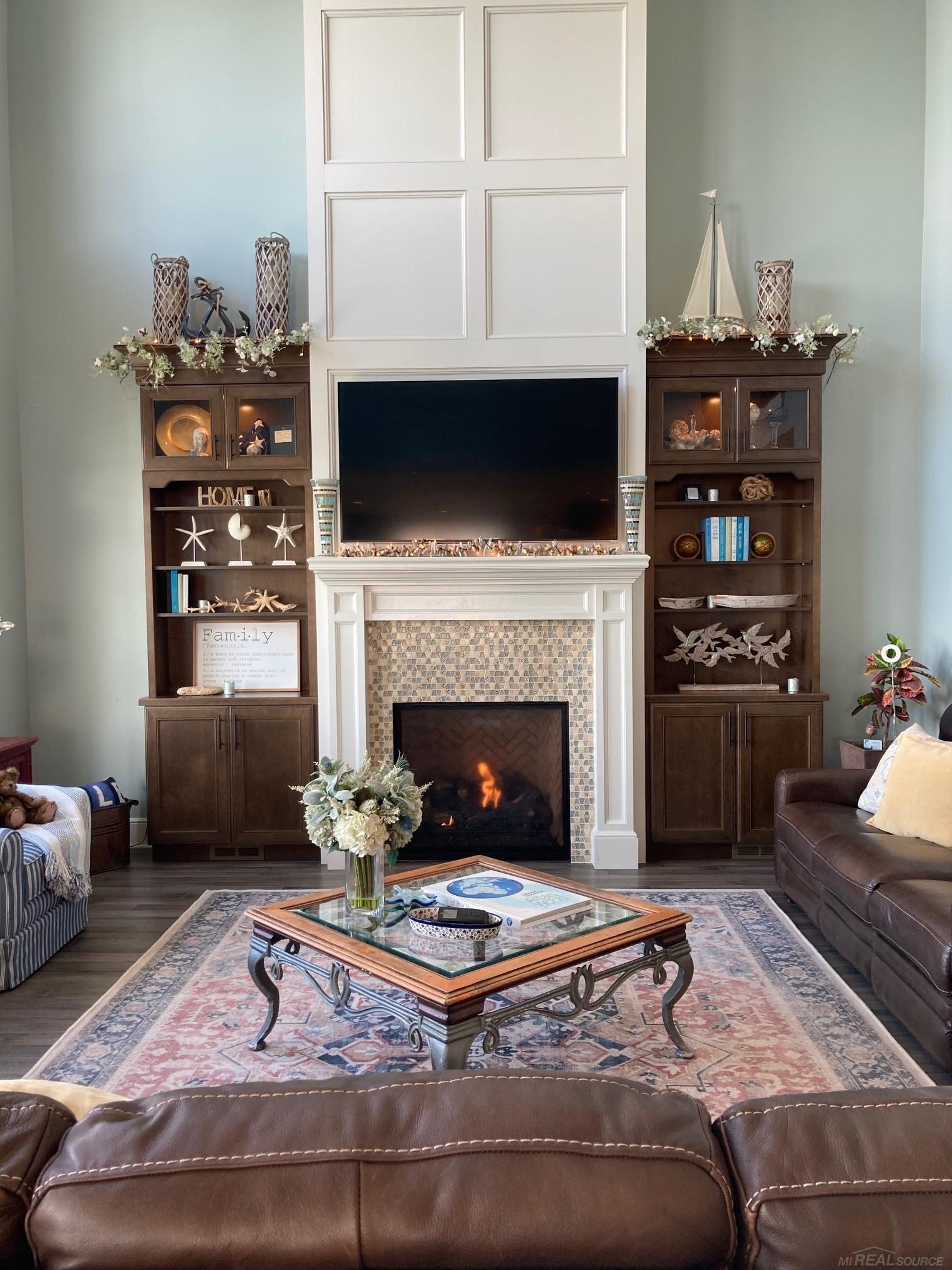 39382 Lakeshore Dr Drive