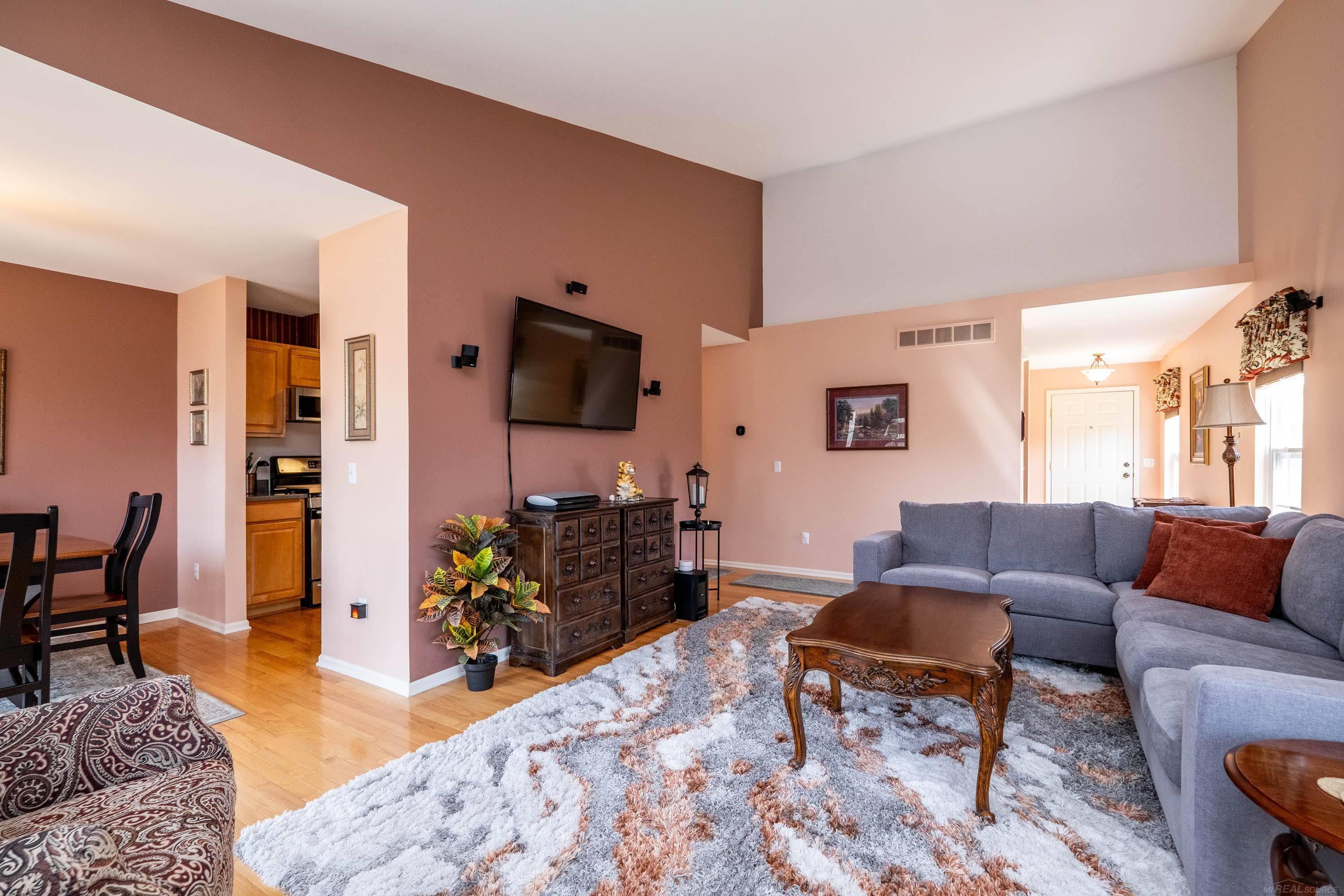 5922 Augusta Lane Bldg 7 Unit: Unit 28 Bldg 7