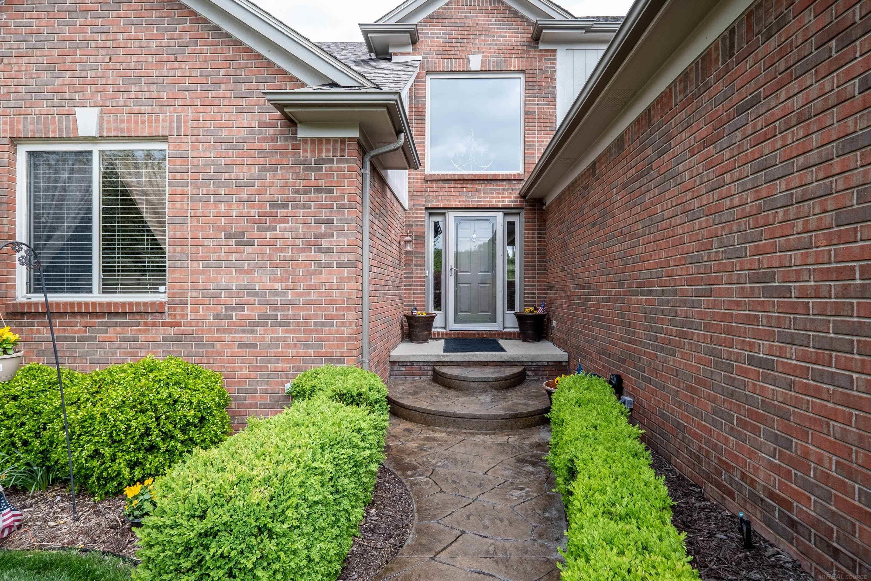 19019 Sandhurst Drive