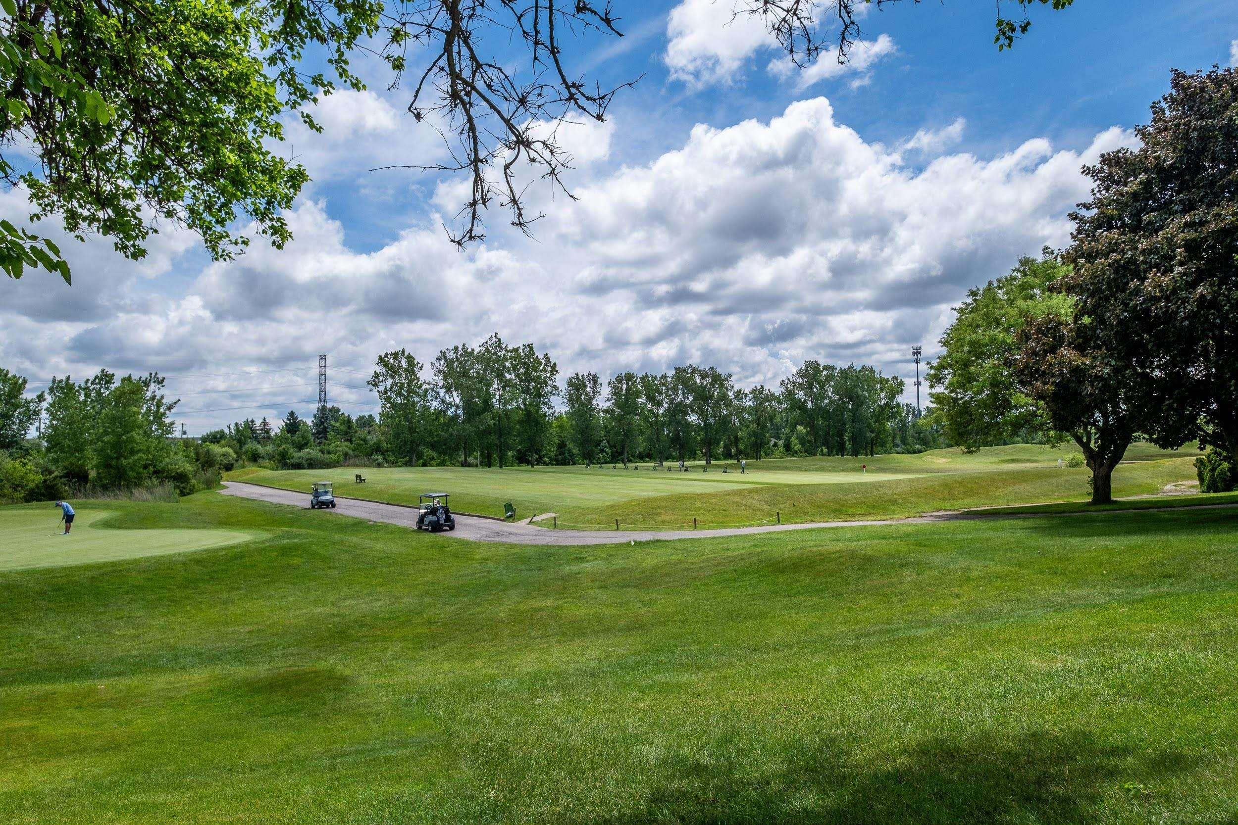 58766 Valley View Drive # 18