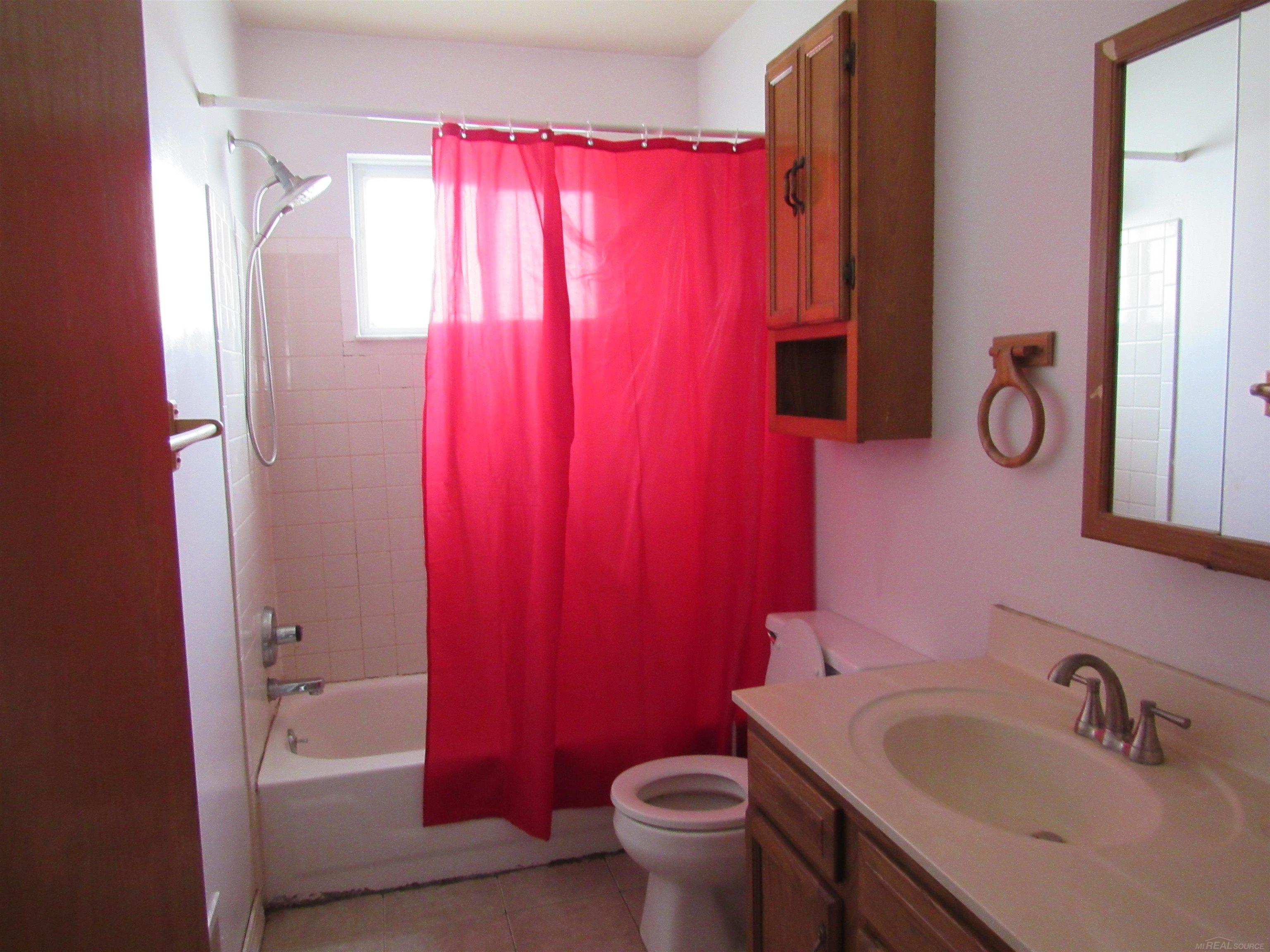 27745 Bohnhoff Street