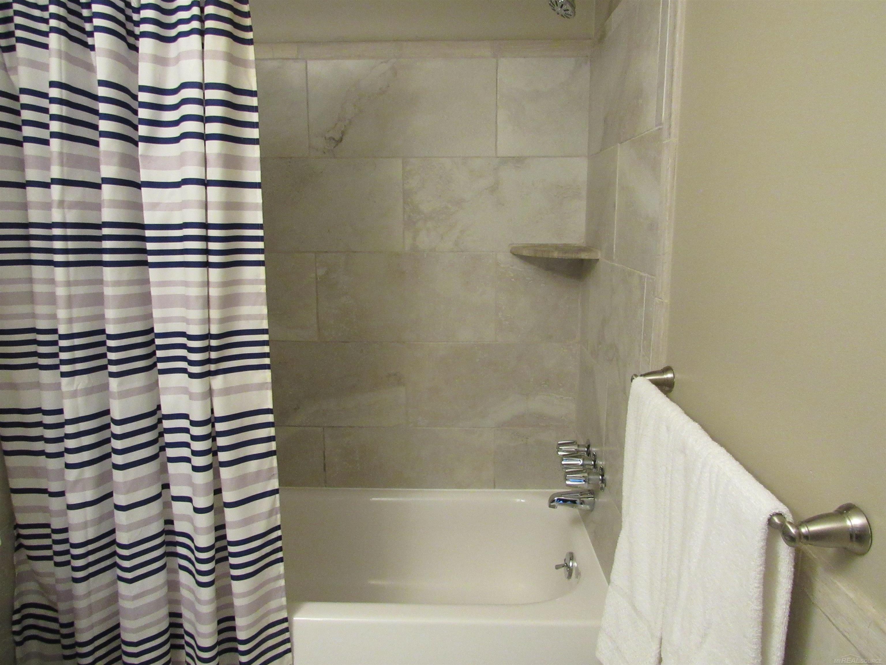 32724 Harper Avenue Unit 10 Unit: Bldg A  Unit 10