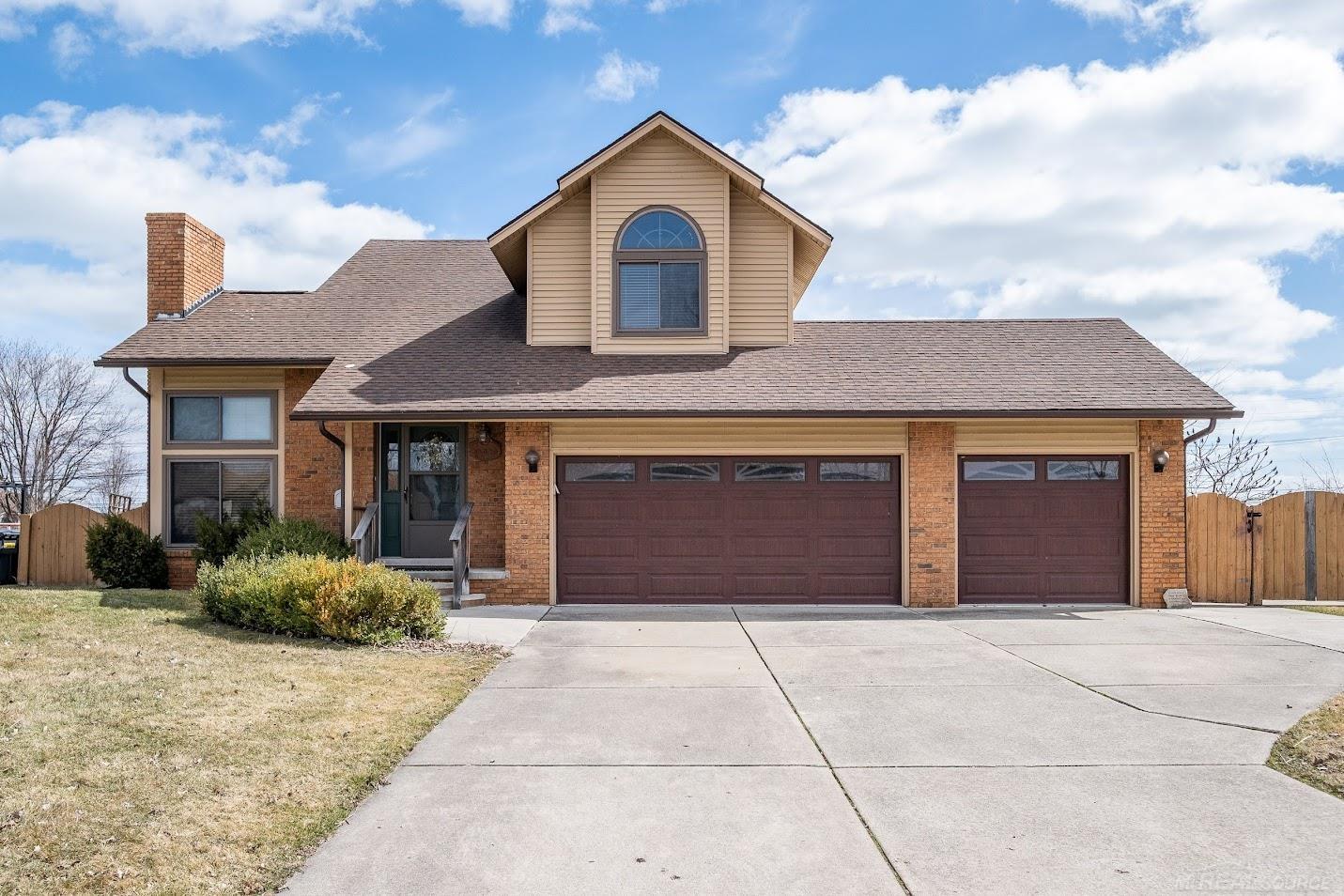 39020 Clearview Street