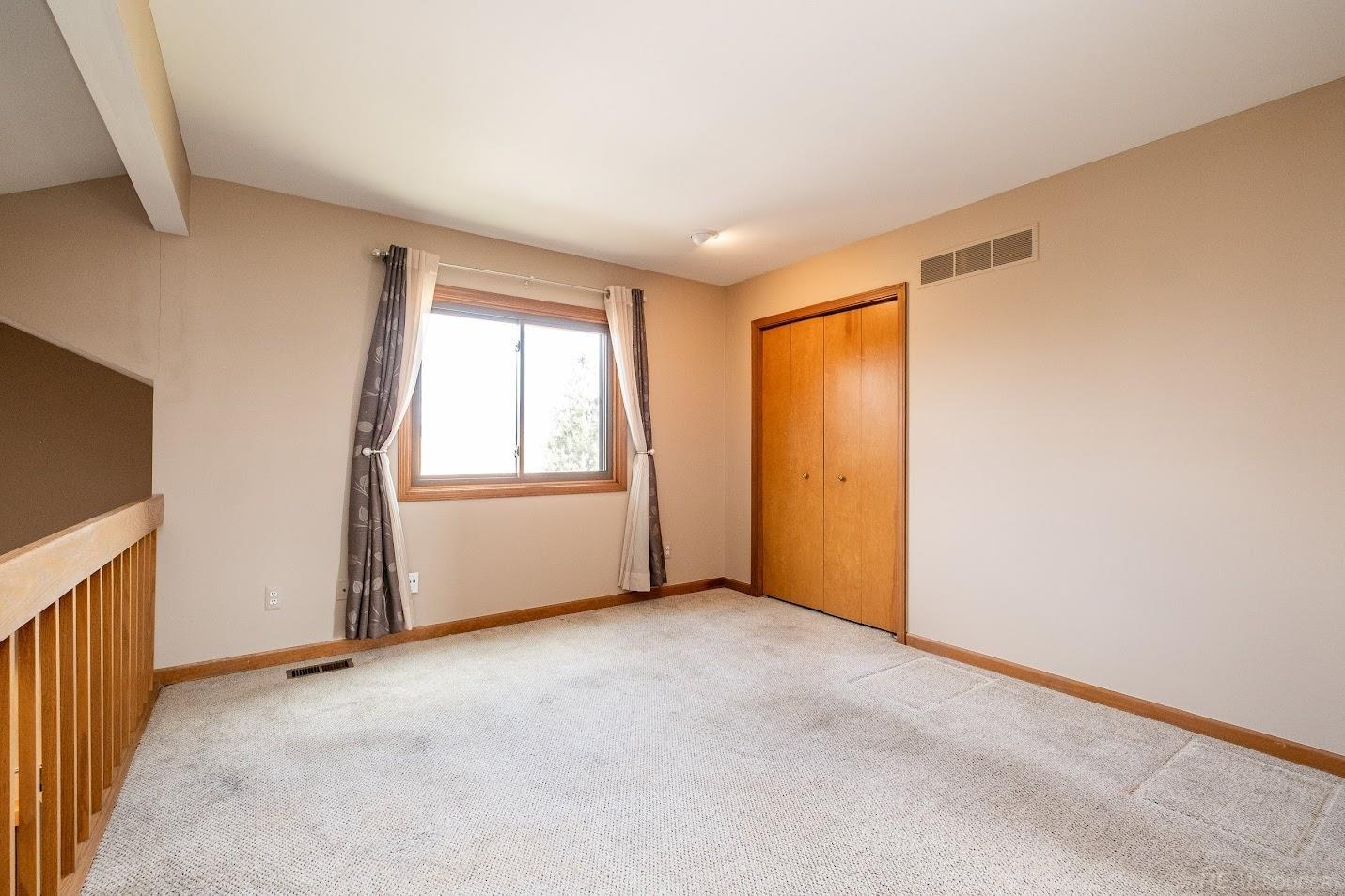 39020 Clearview Street