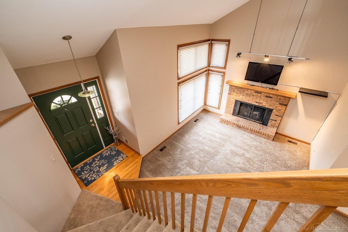 39020 Clearview Street