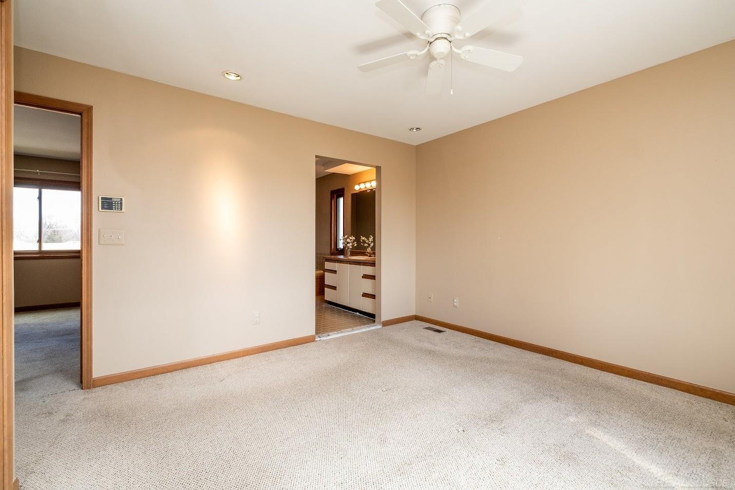 39020 Clearview Street