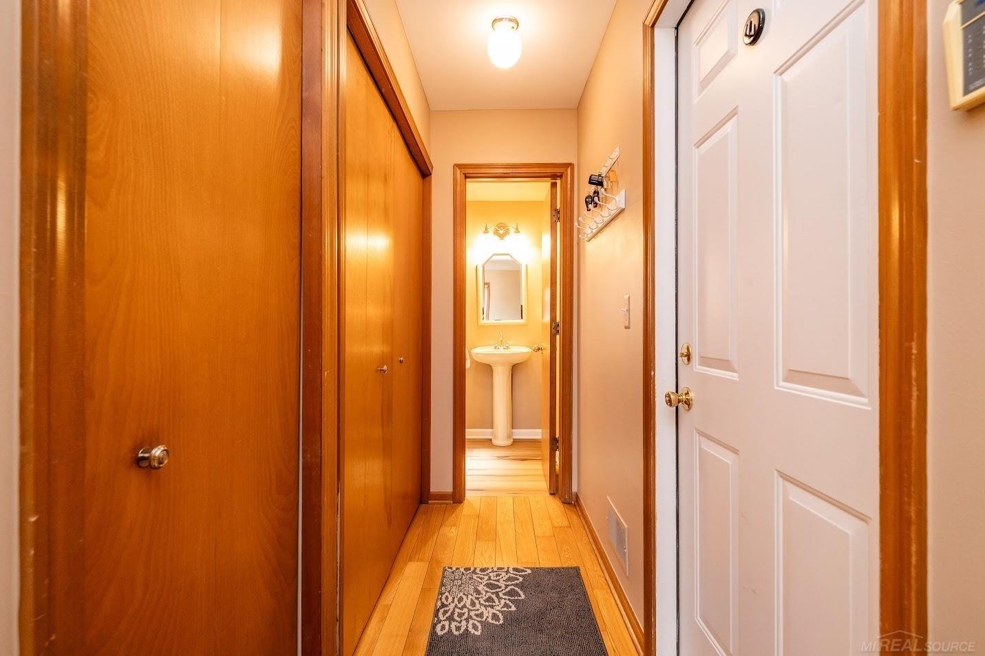 39020 Clearview Street