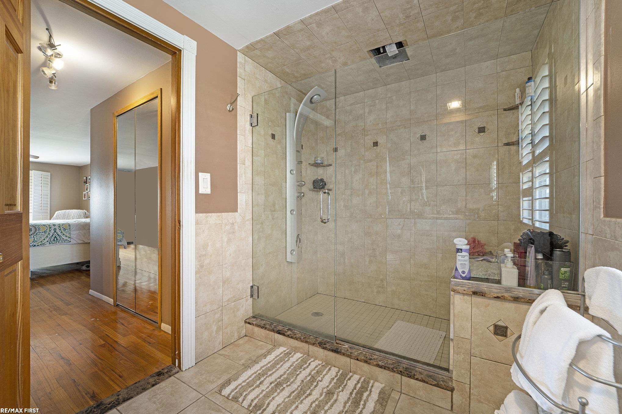 41525 Windmill Street