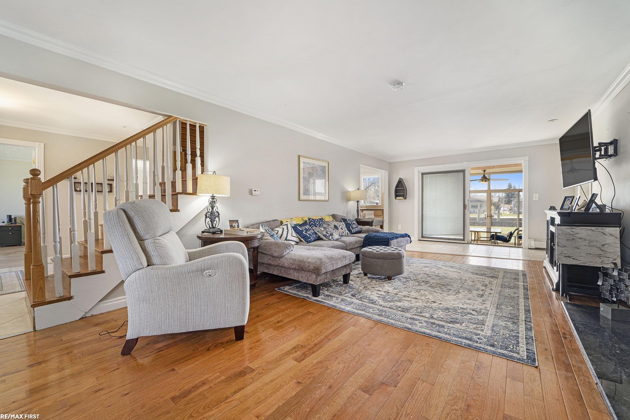 41525 Windmill Street