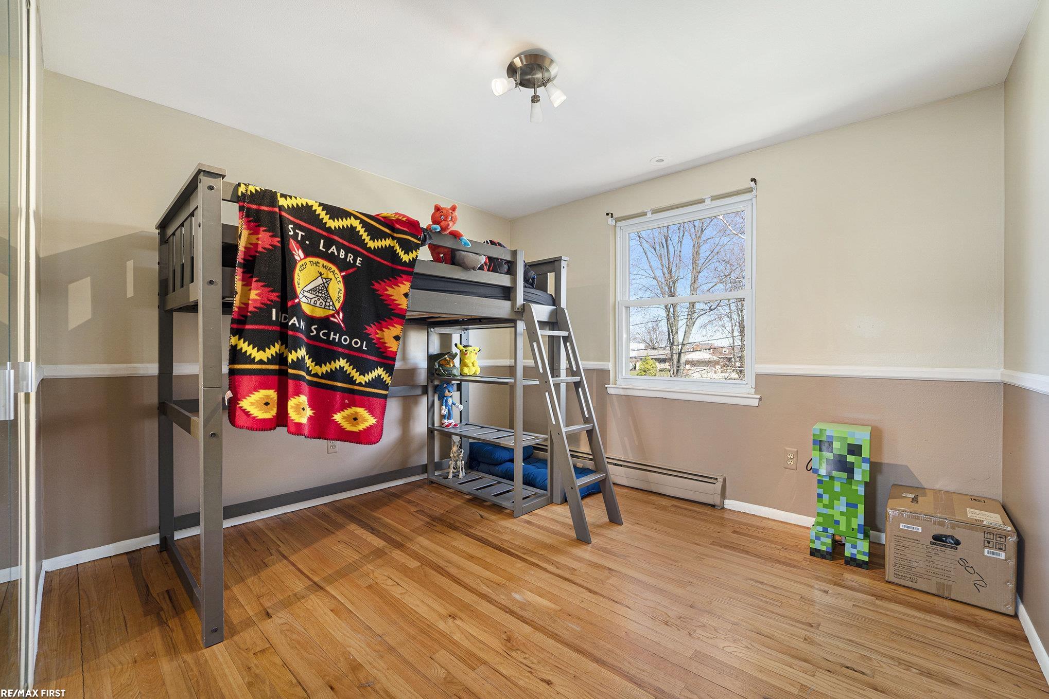 41525 Windmill Street