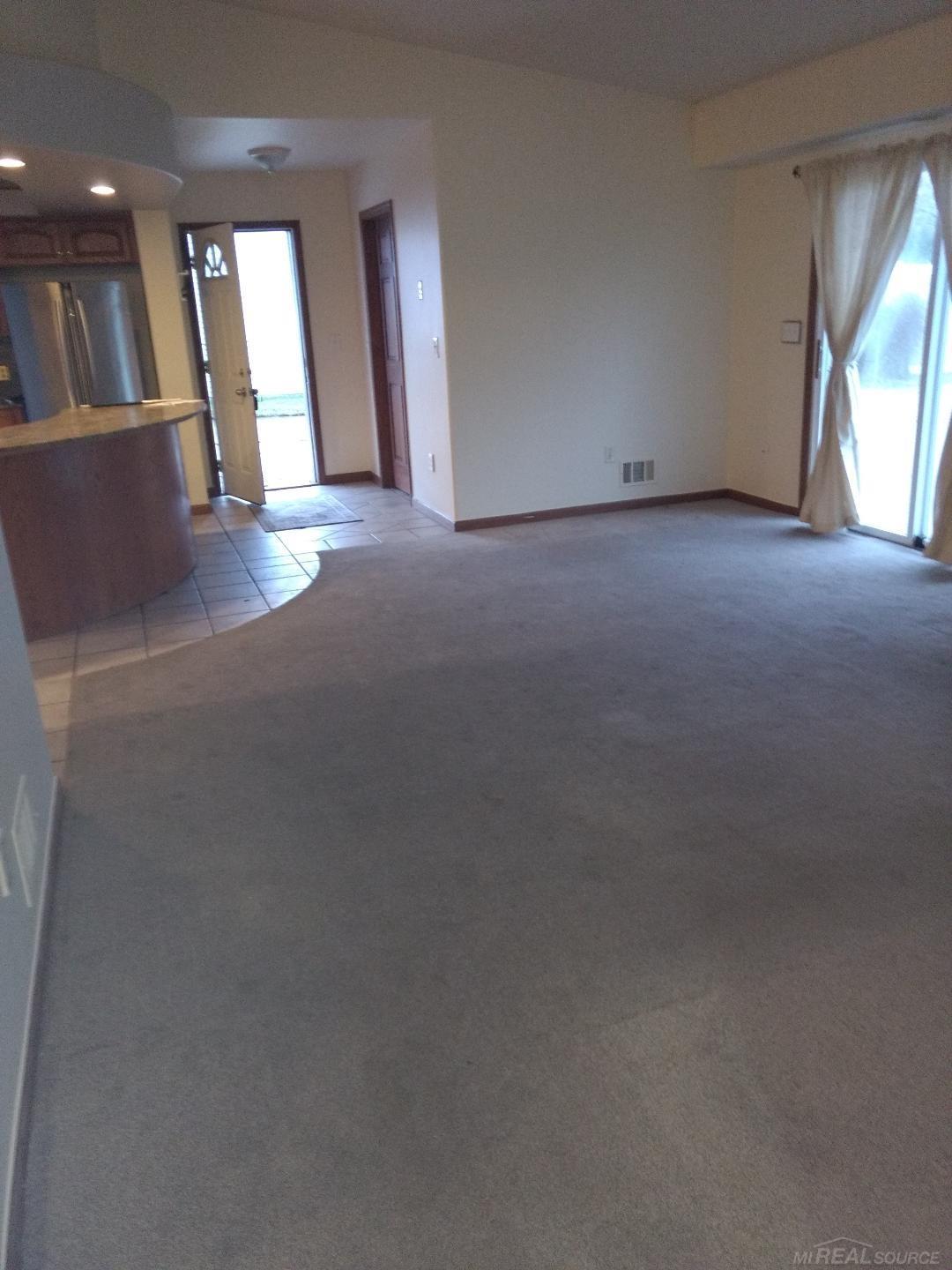 39716 Detroit Street