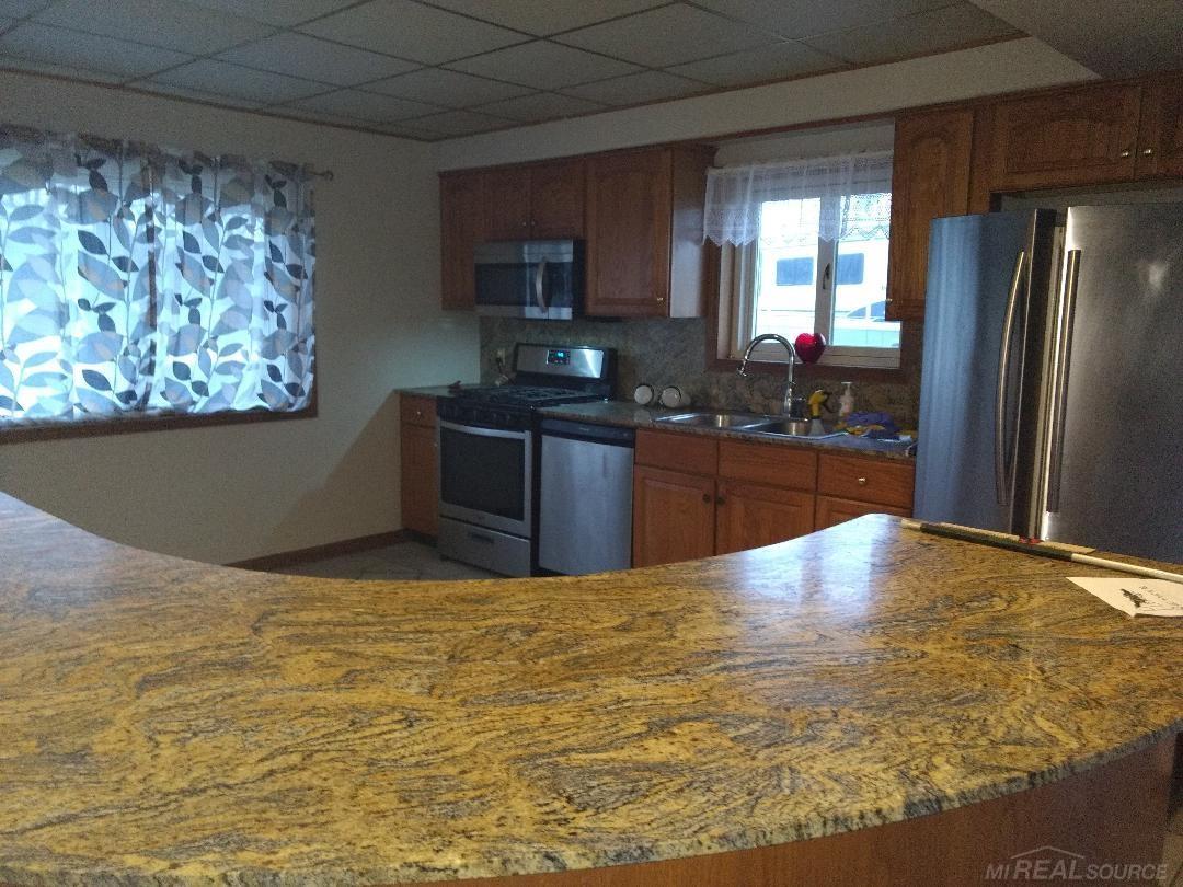 39716 Detroit Street