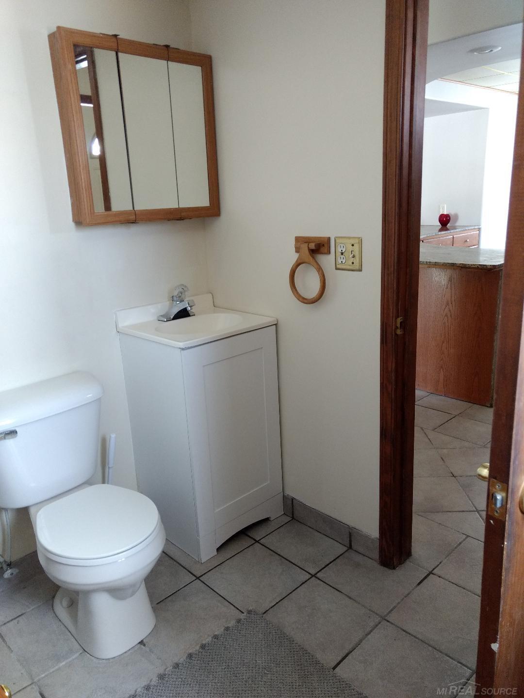 39716 Detroit Street