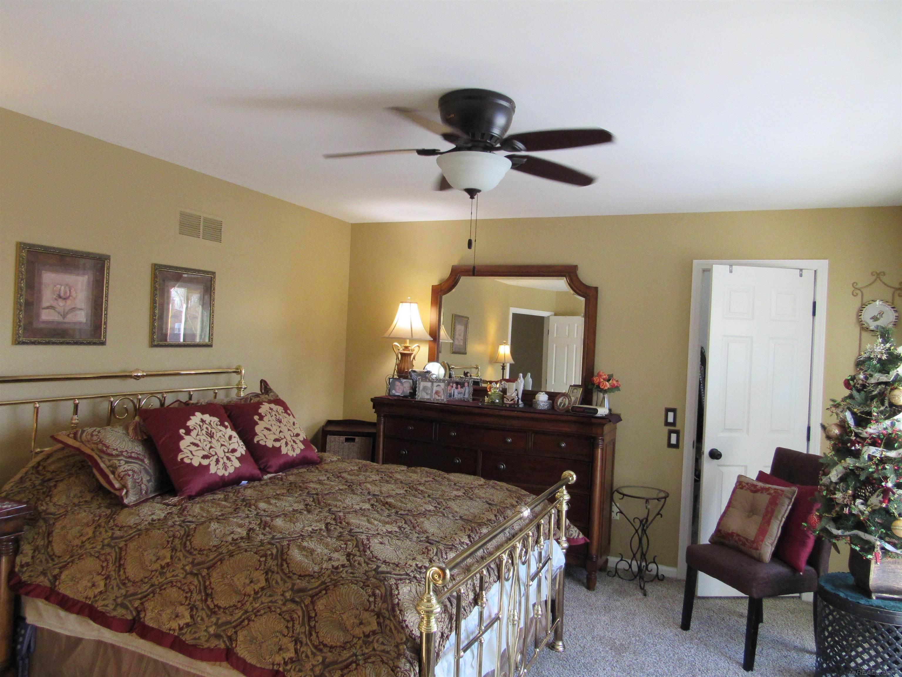 42373 Dianna Court # 33