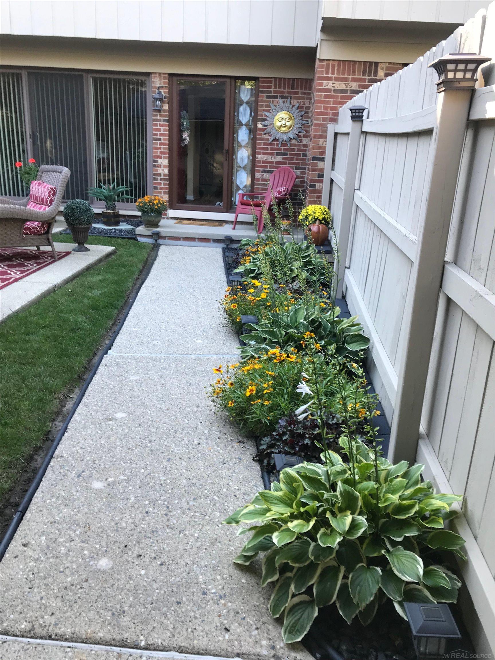 42373 Dianna Court # 33