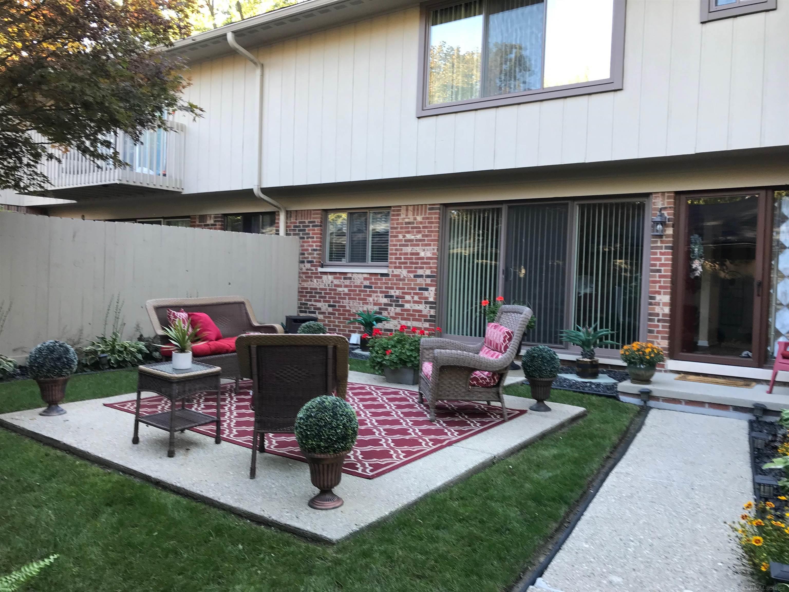 42373 Dianna Court # 33