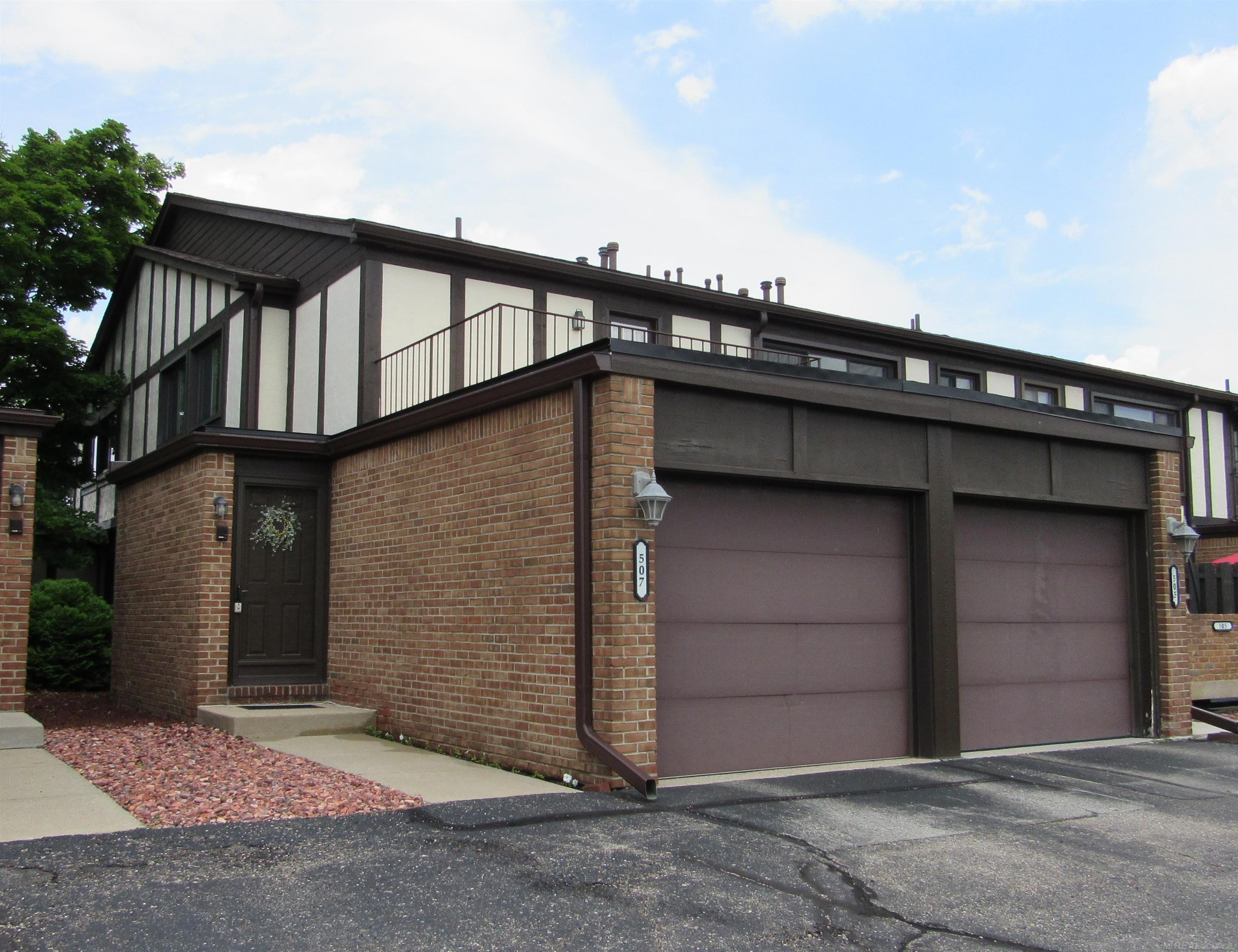507 Country Club Drive