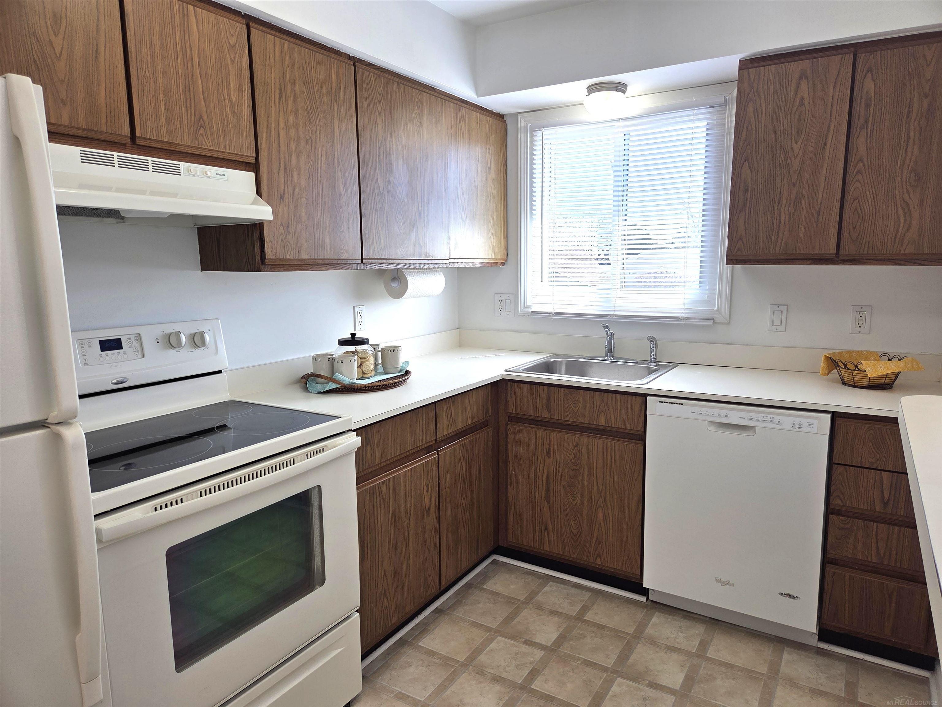 507 Country Club Drive