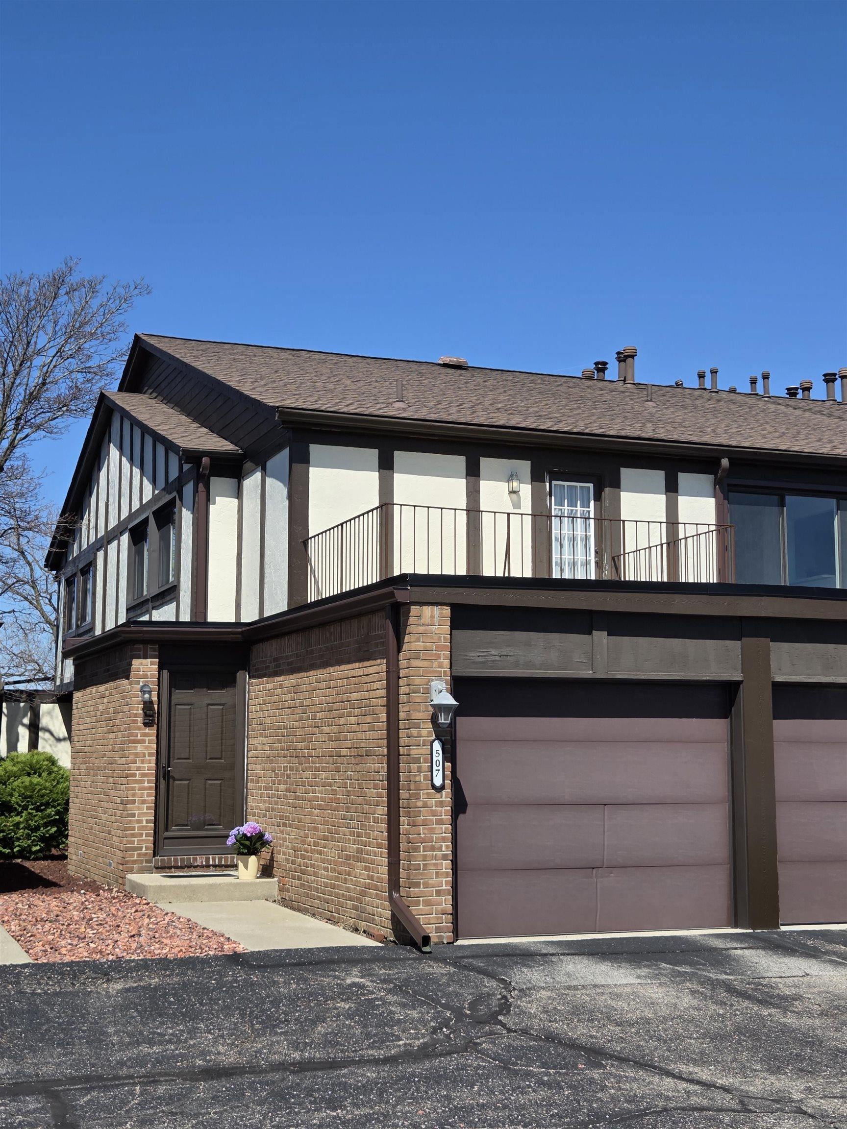 507 Country Club Drive