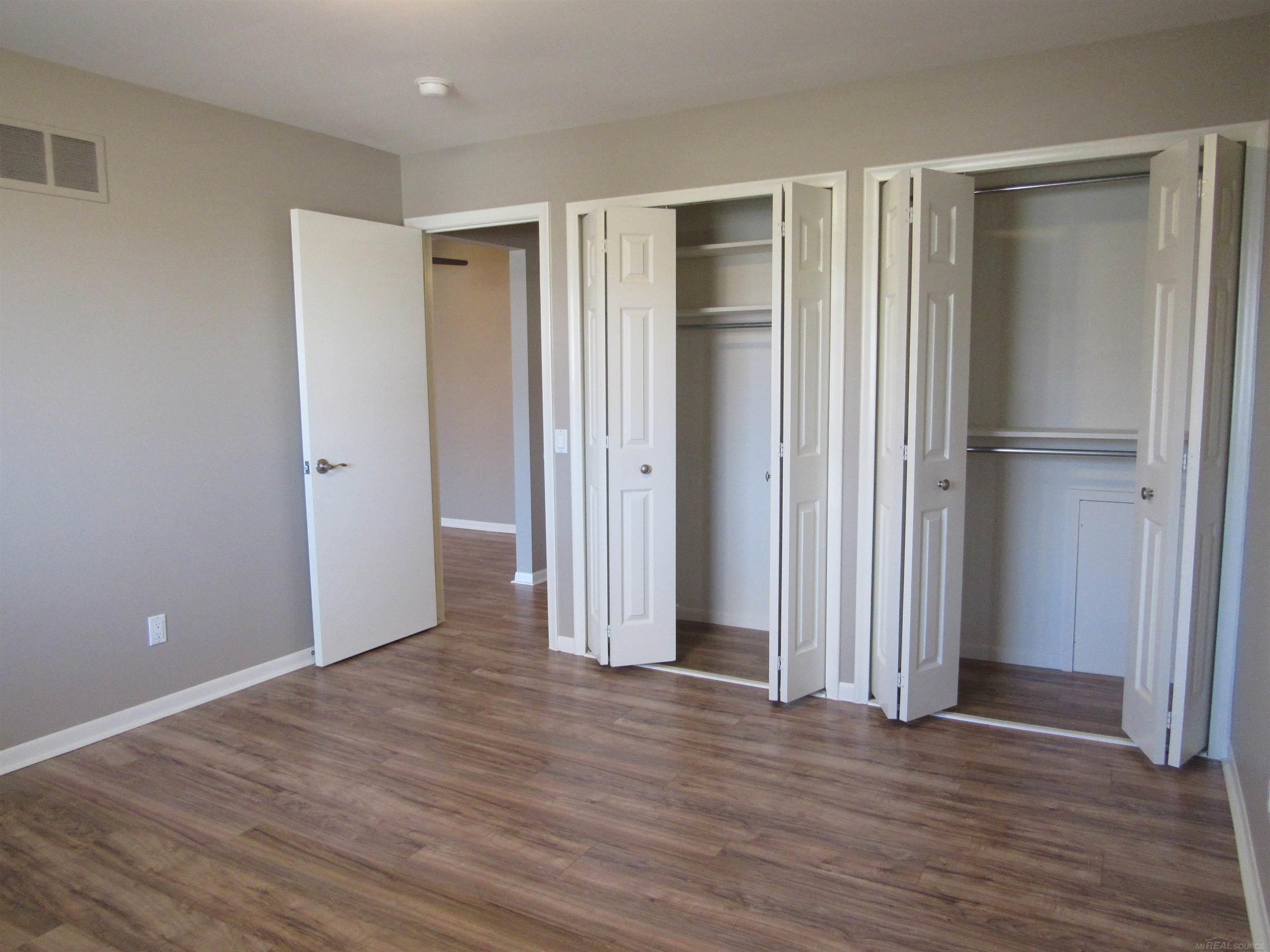 32724 Harper Avenue Unit 10 Unit: Bldg A  Unit 10