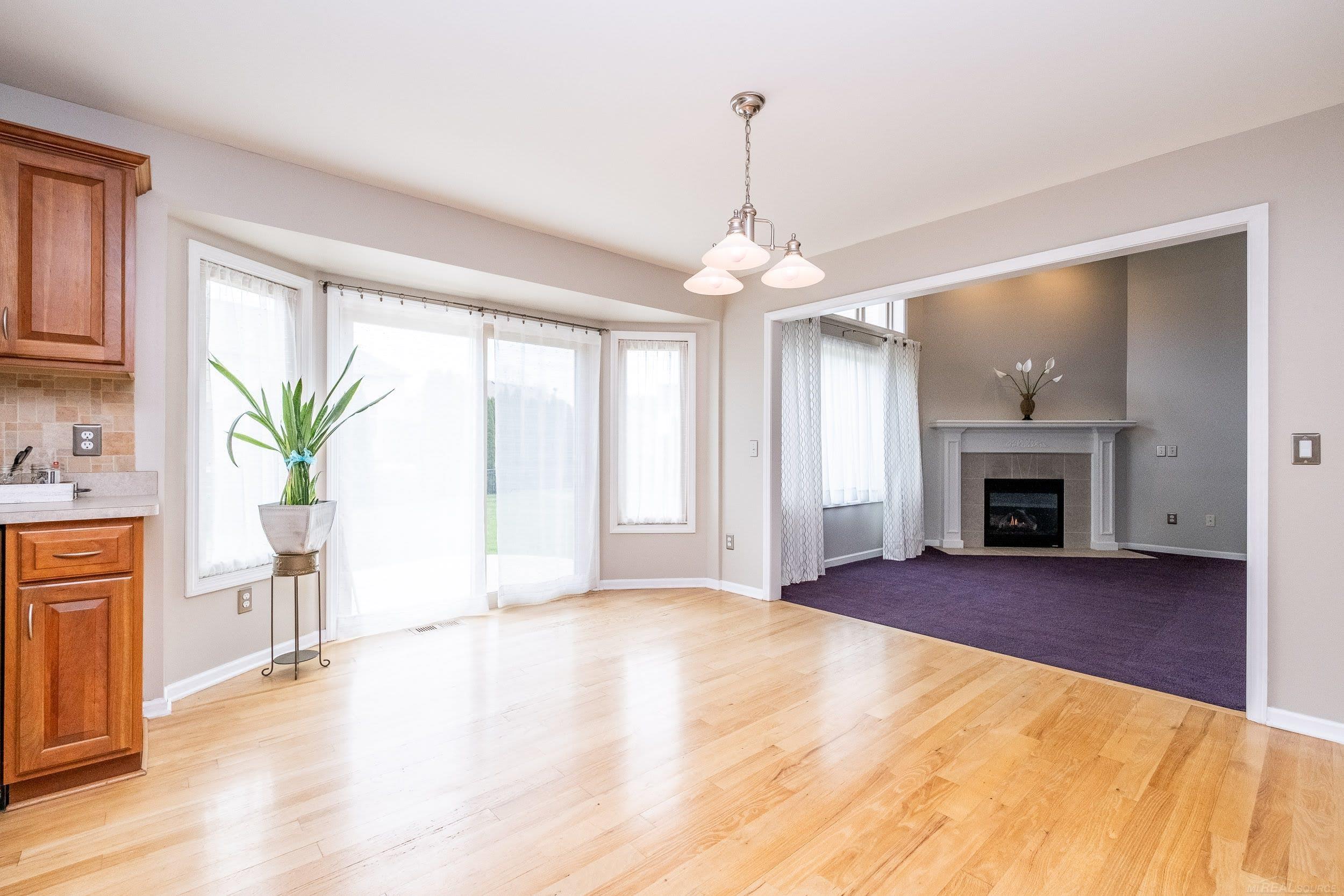 41870 Antoinette Court