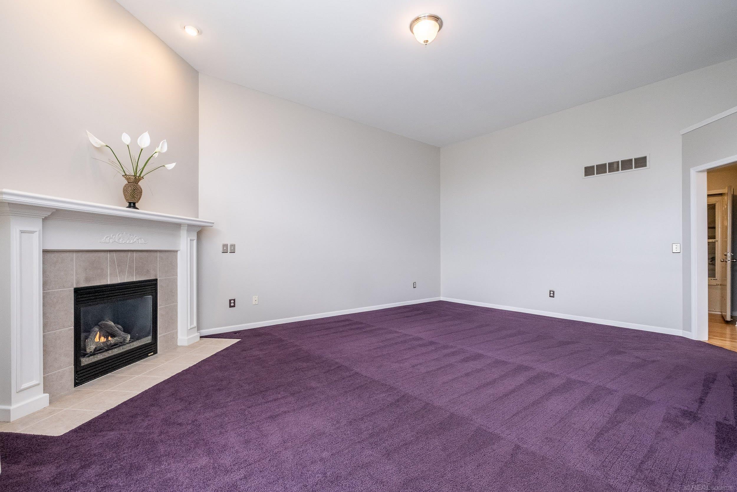 41870 Antoinette Court