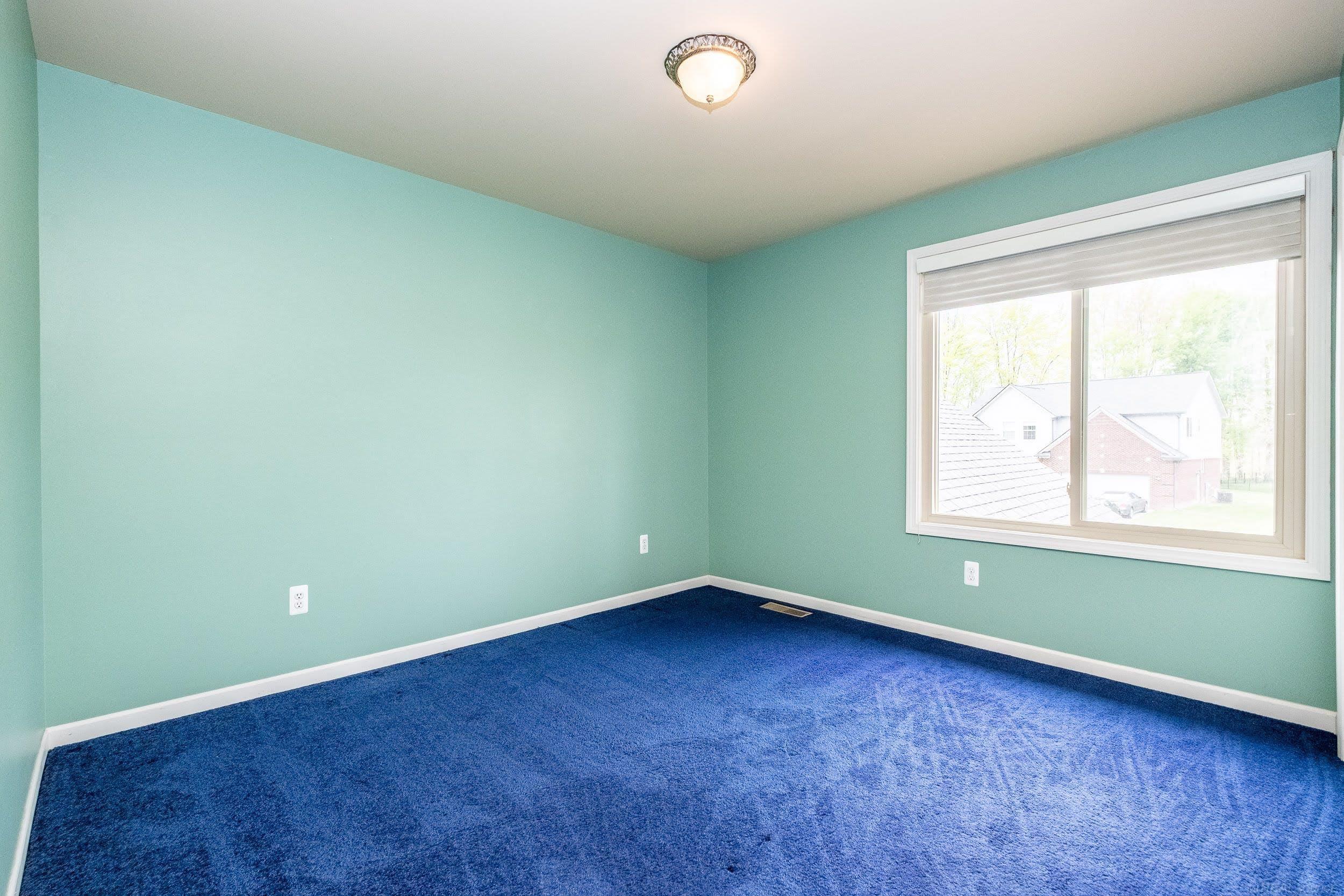 41870 Antoinette Court