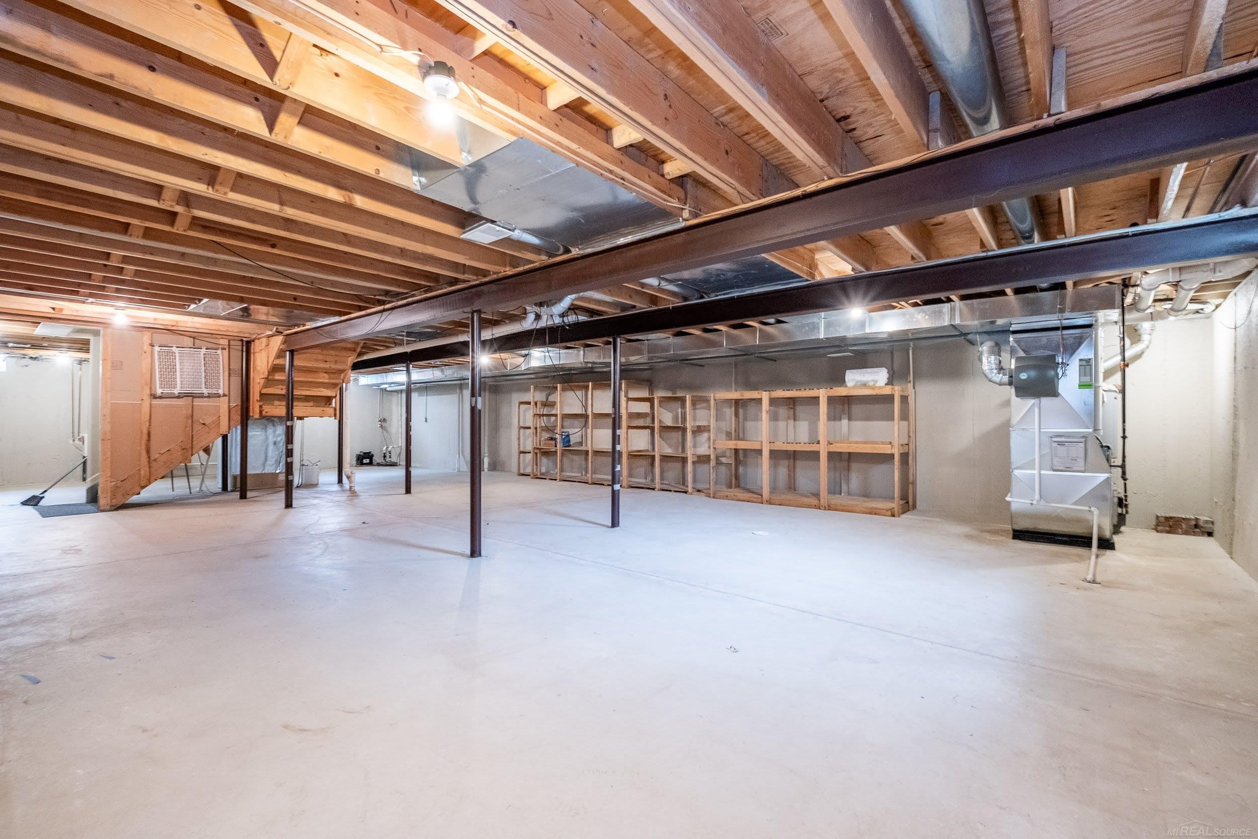 41870 Antoinette Court
