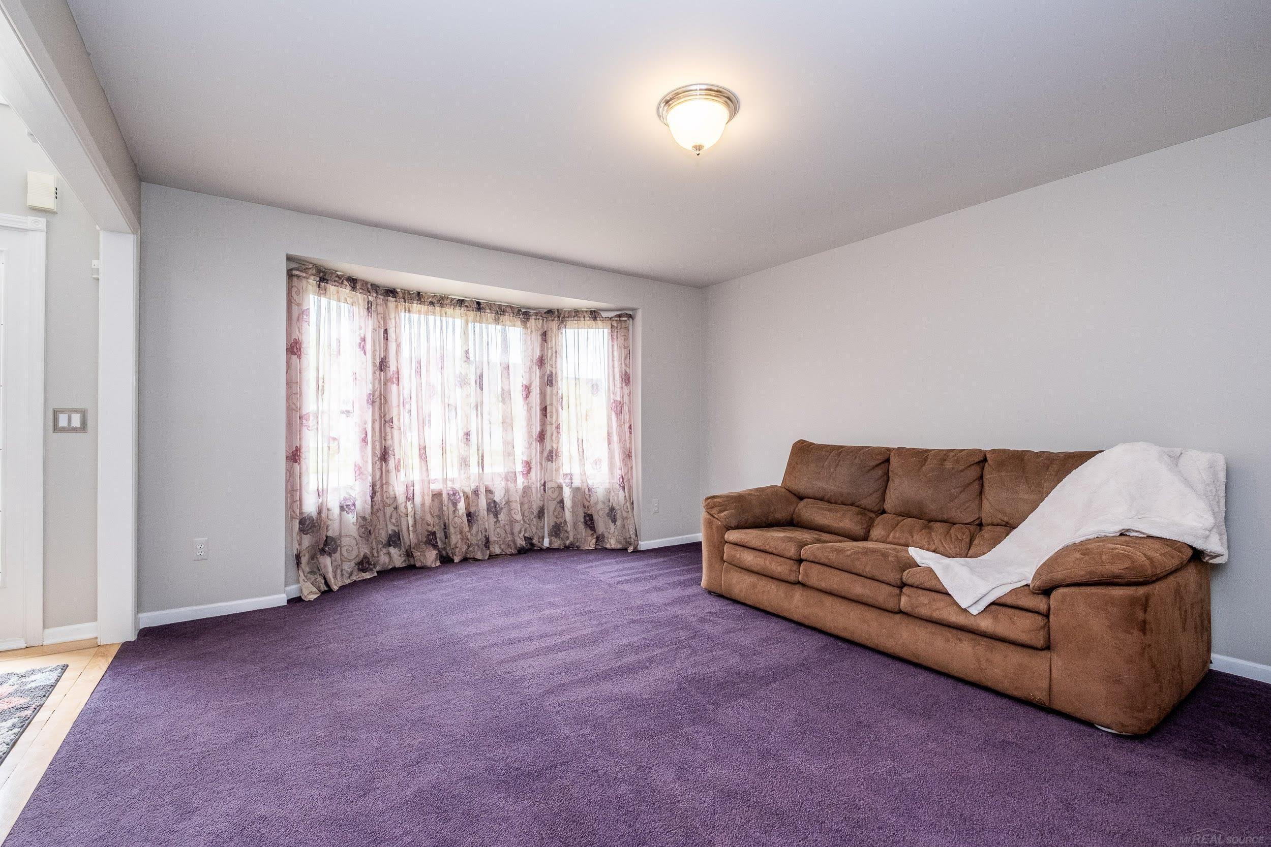 41870 Antoinette Court
