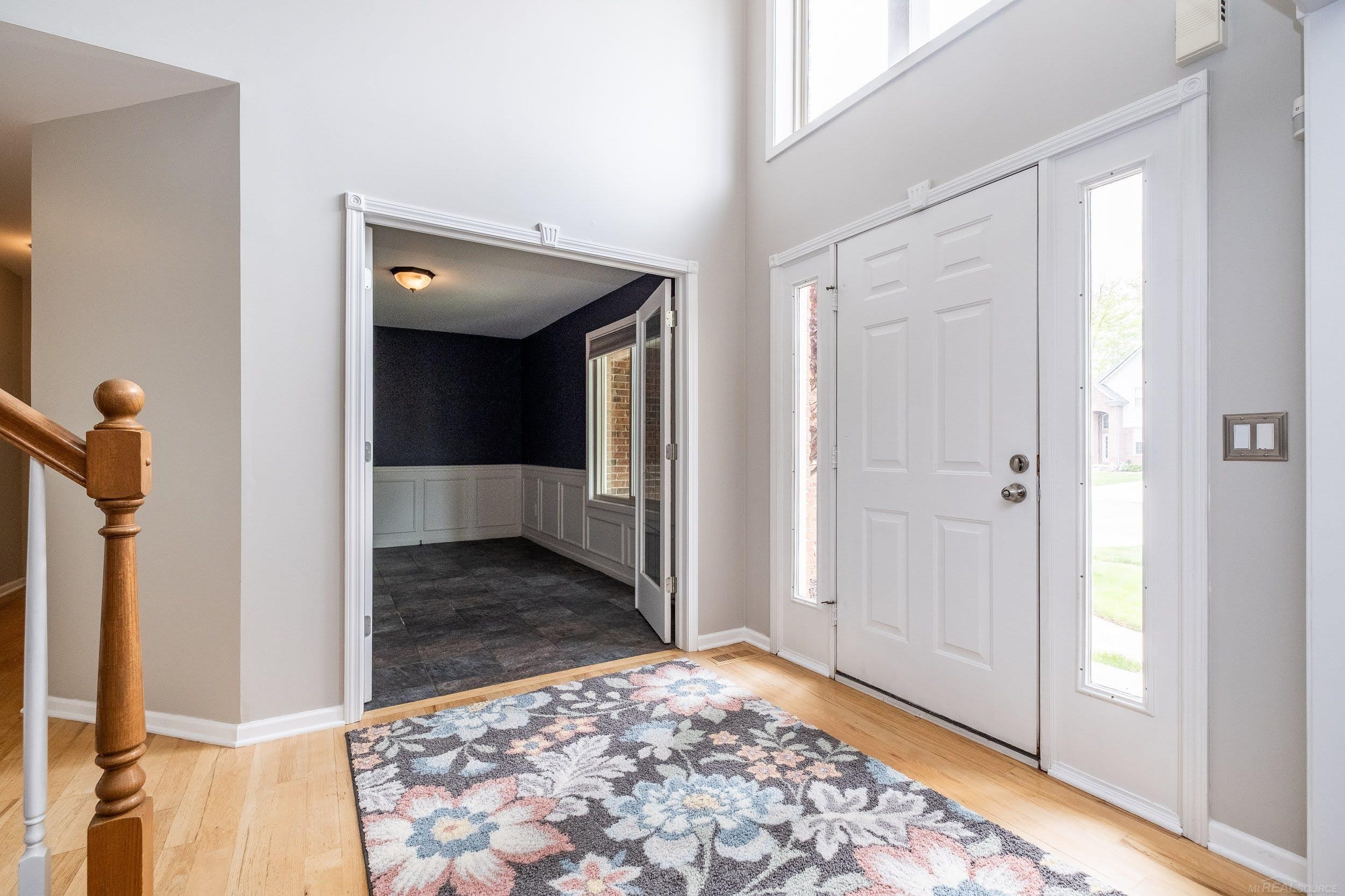 41870 Antoinette Court