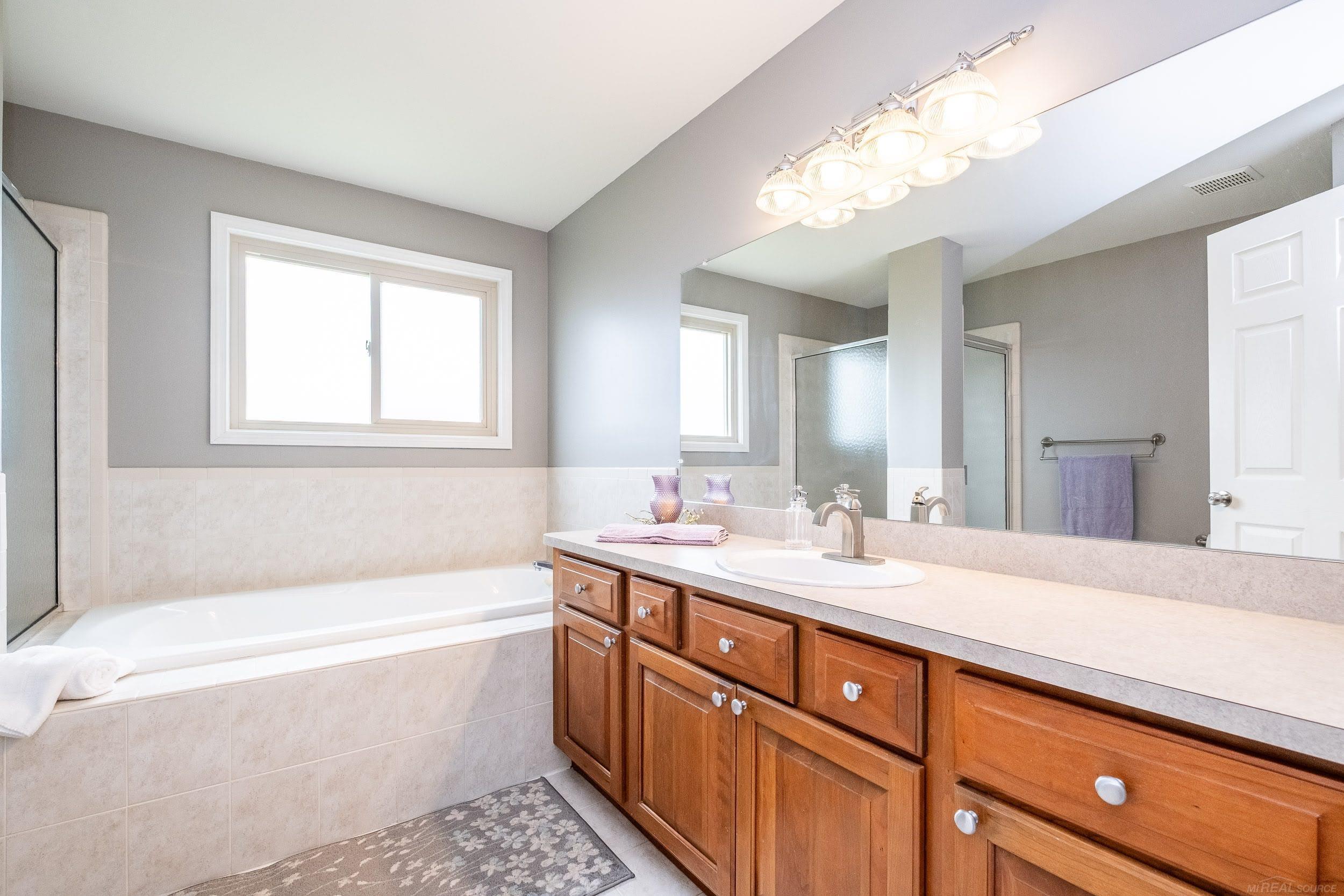 41870 Antoinette Court