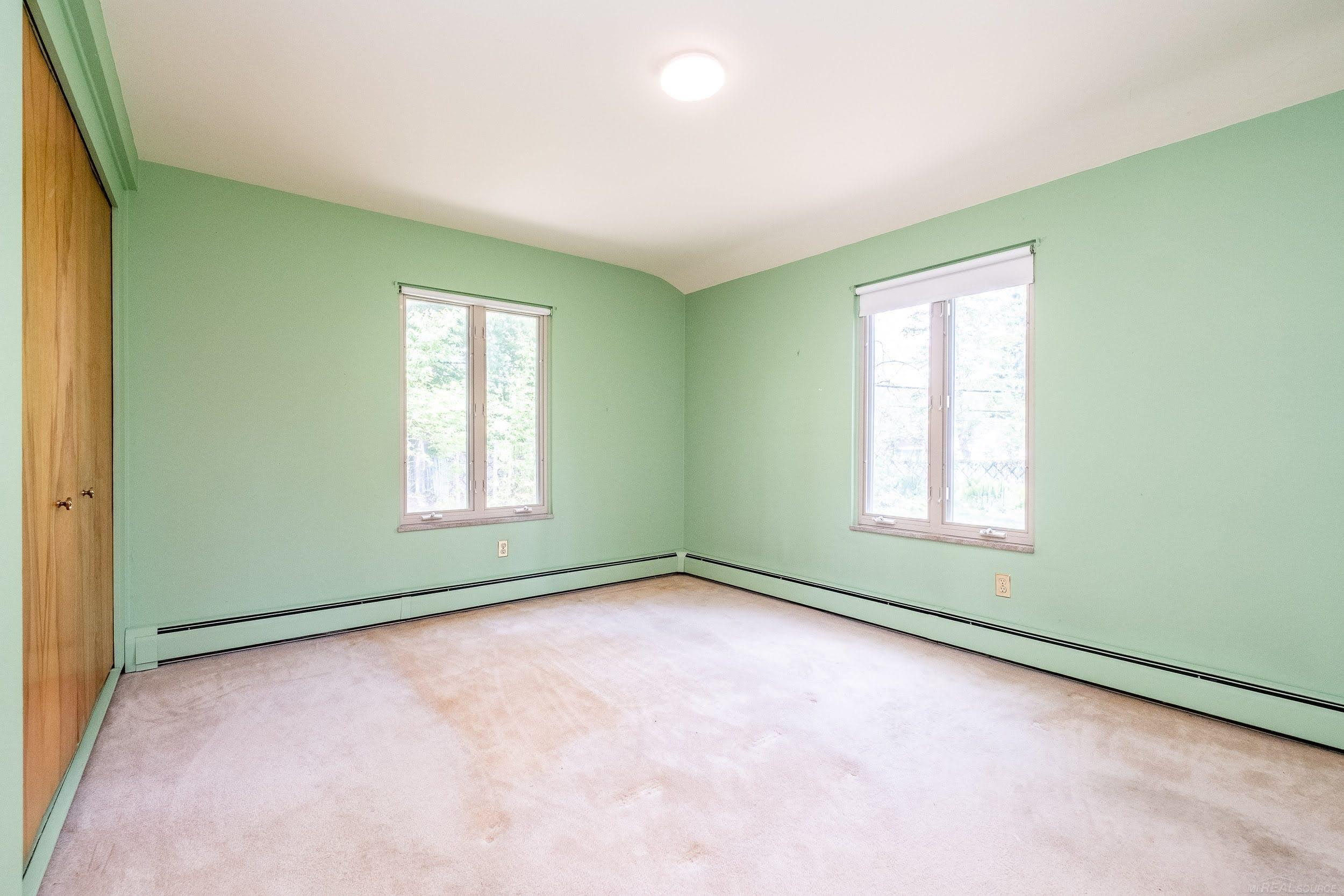 2800 Tewksbury Drive