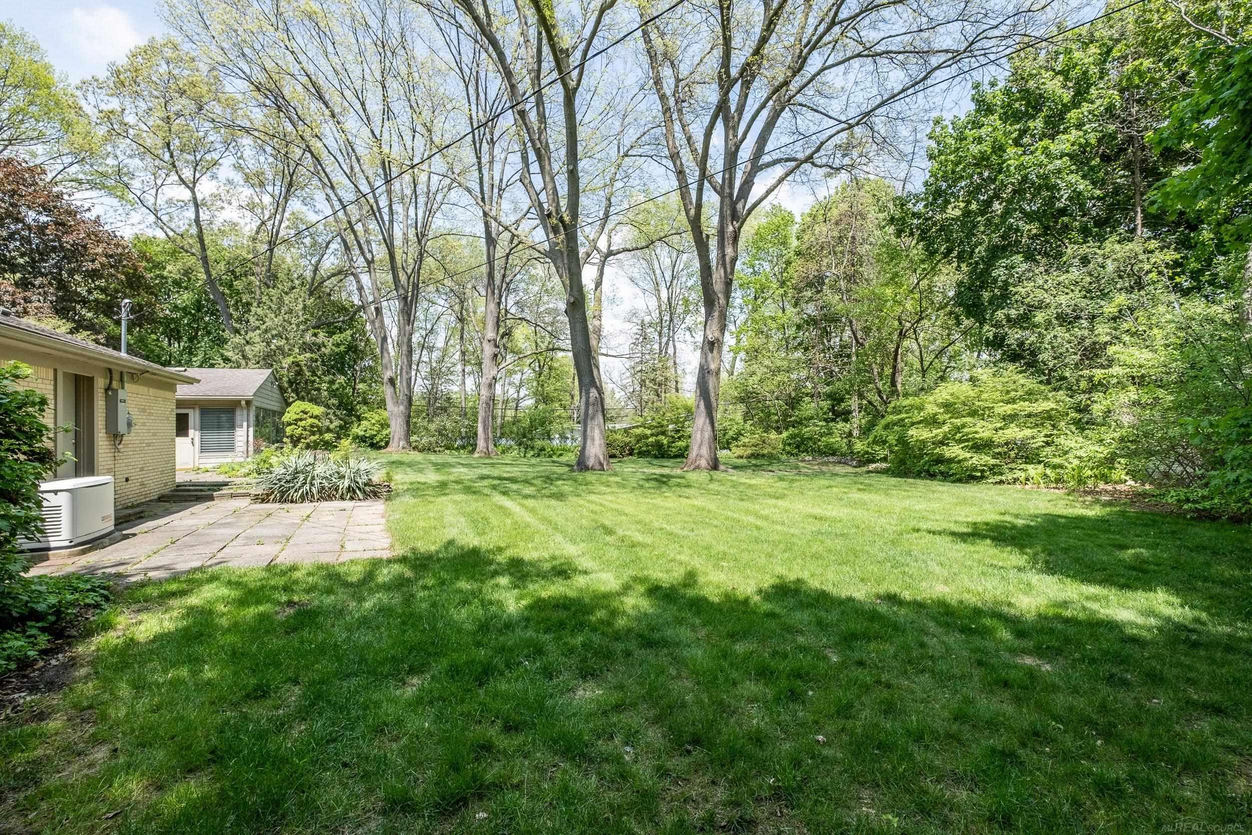 2800 Tewksbury Drive