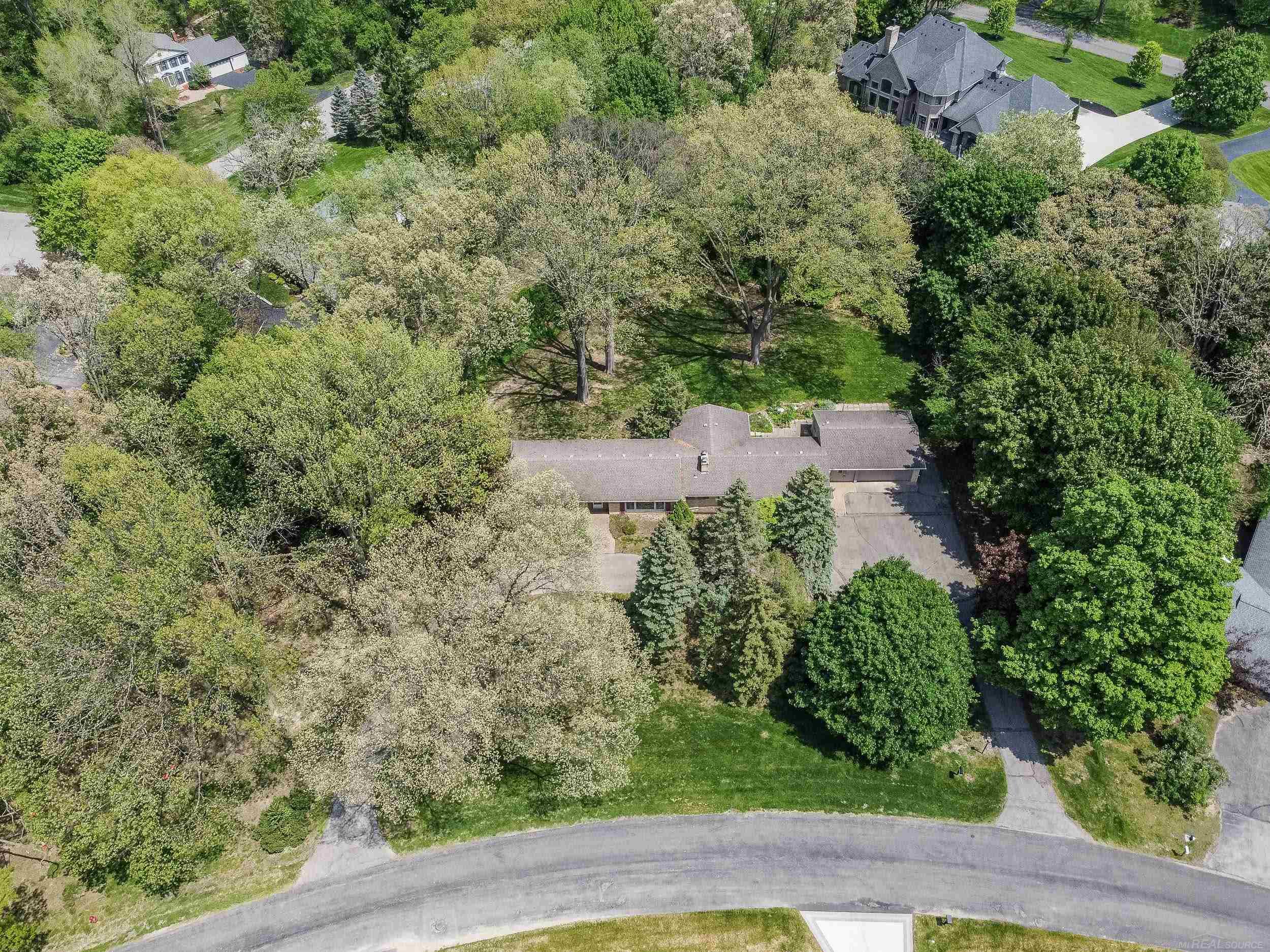 2800 Tewksbury Drive