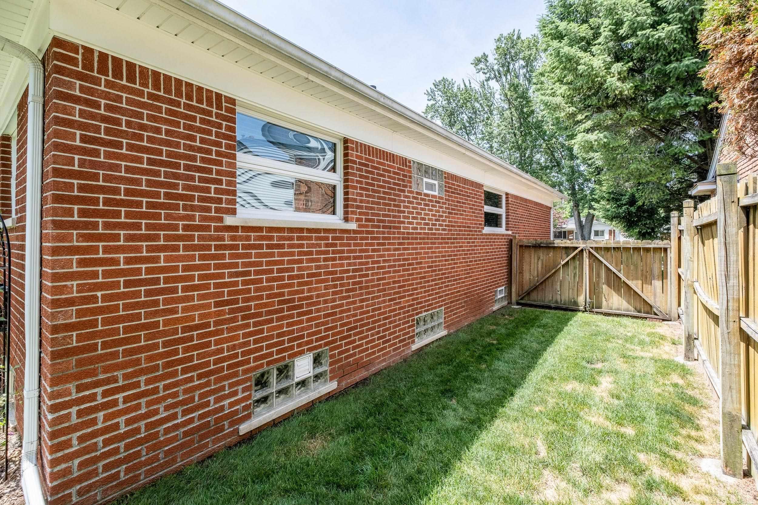 7368 Kubis Street