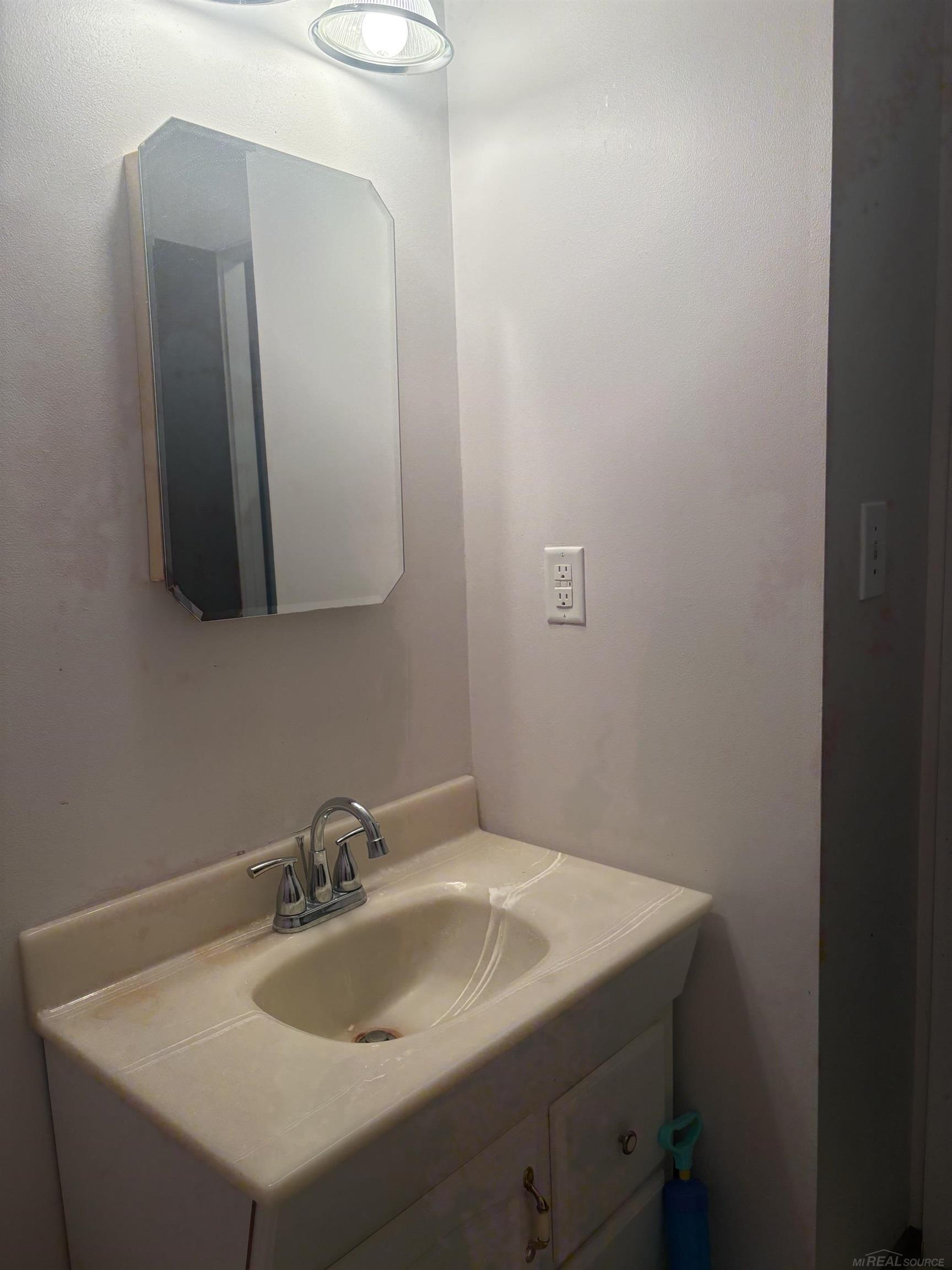 25400 Kelli Court