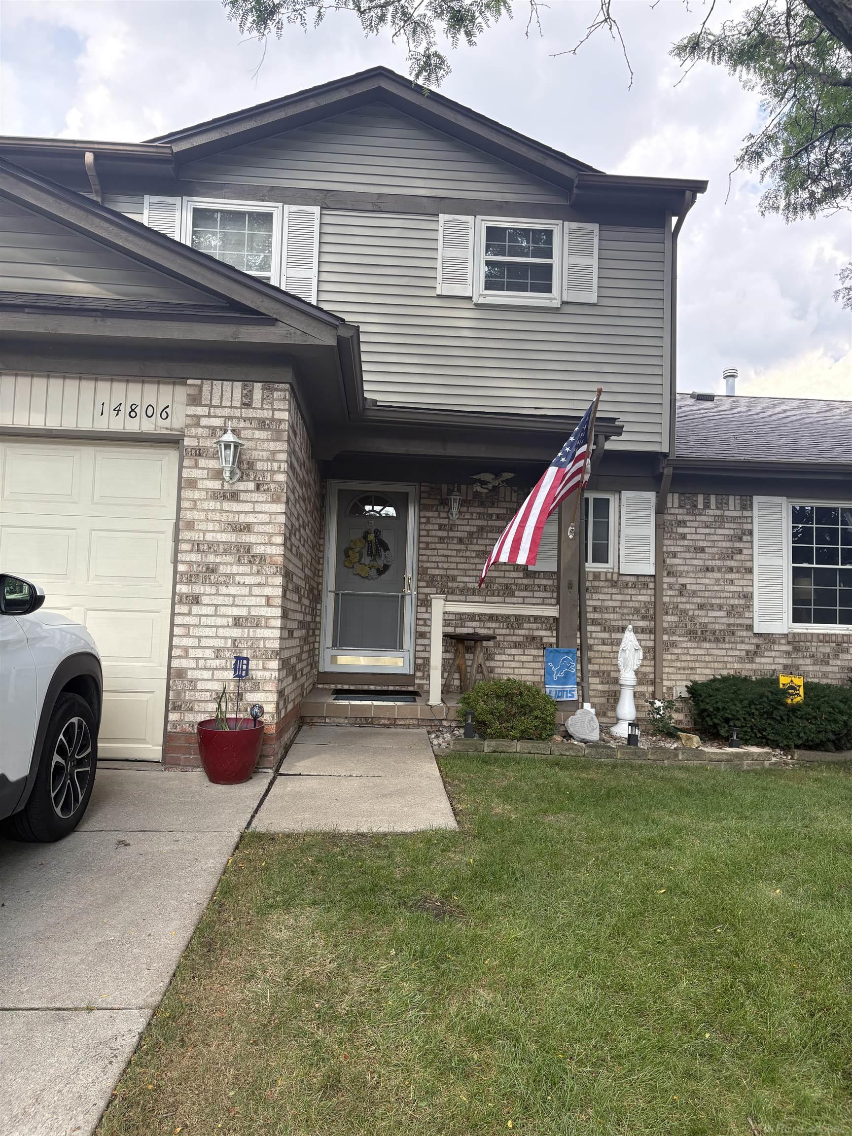 14806 Paris Court # 28