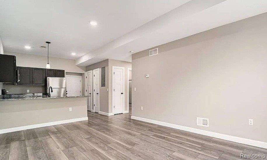 1251 E Woodward Heights Boulevard Unit 18