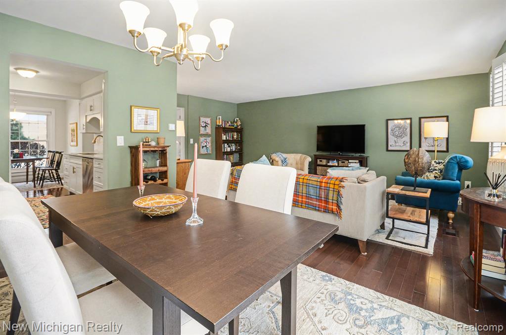 2270 Hillendale Drive