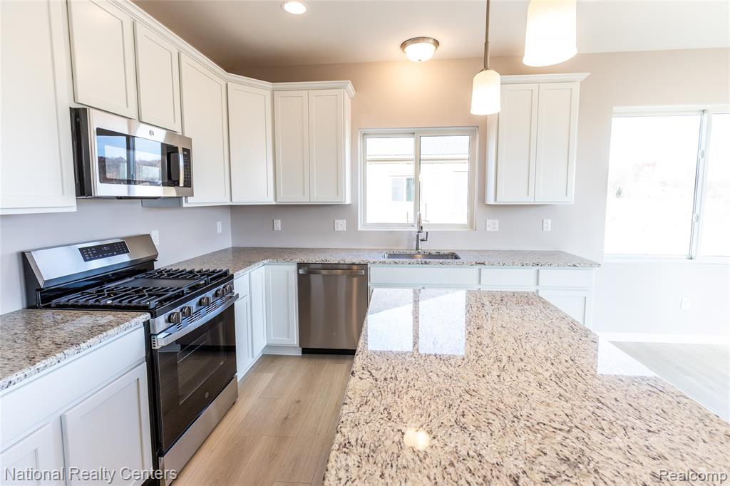 53207 Woodland Meadows